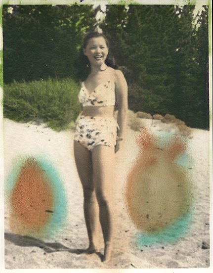 rj.beach.lady