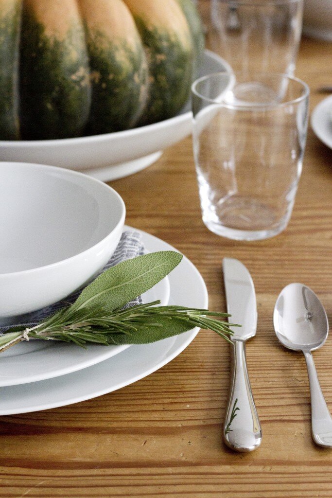 snowe dinnerware reading my tea leaves