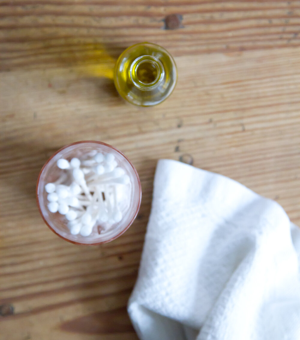 cleansing_oil_reading_my_tea_leaves9246