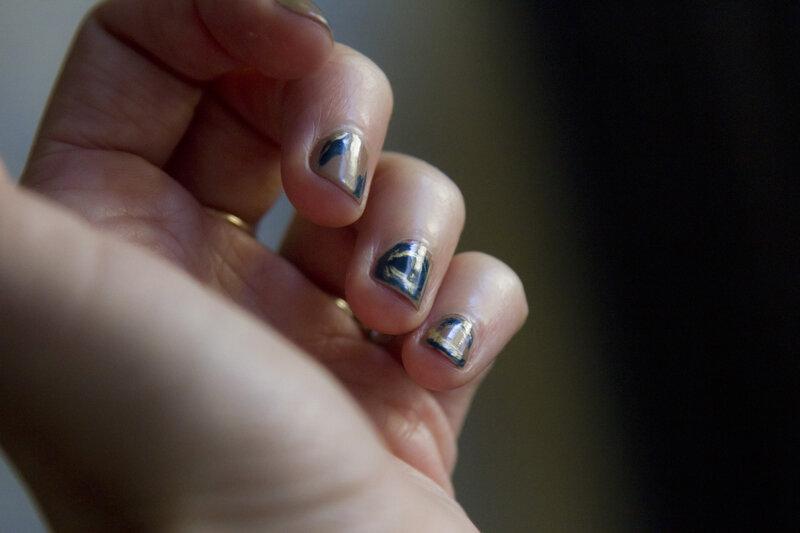 nails reading my tea leaves