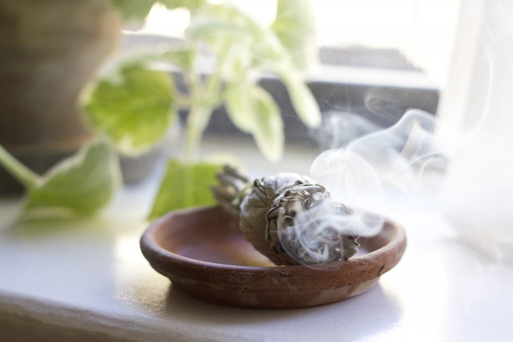 white sage smudge 
