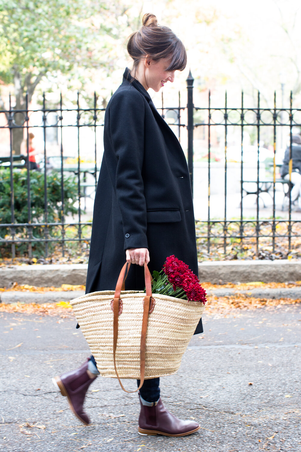 everlane-overcoat-reading-my-tea-leaves5D9A3308-Edit