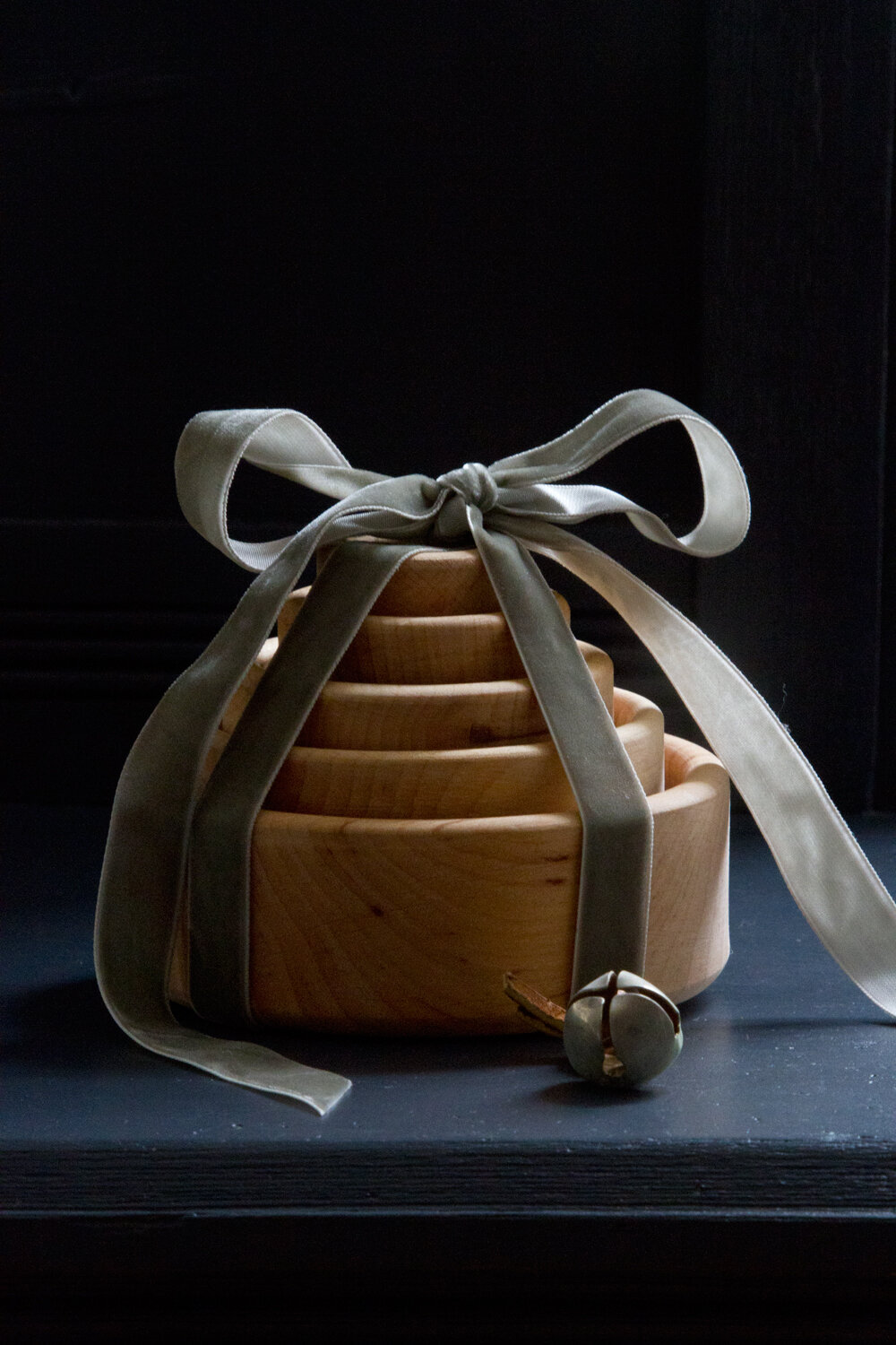 holiday gifts for kids, two ways | reading my tea leaves