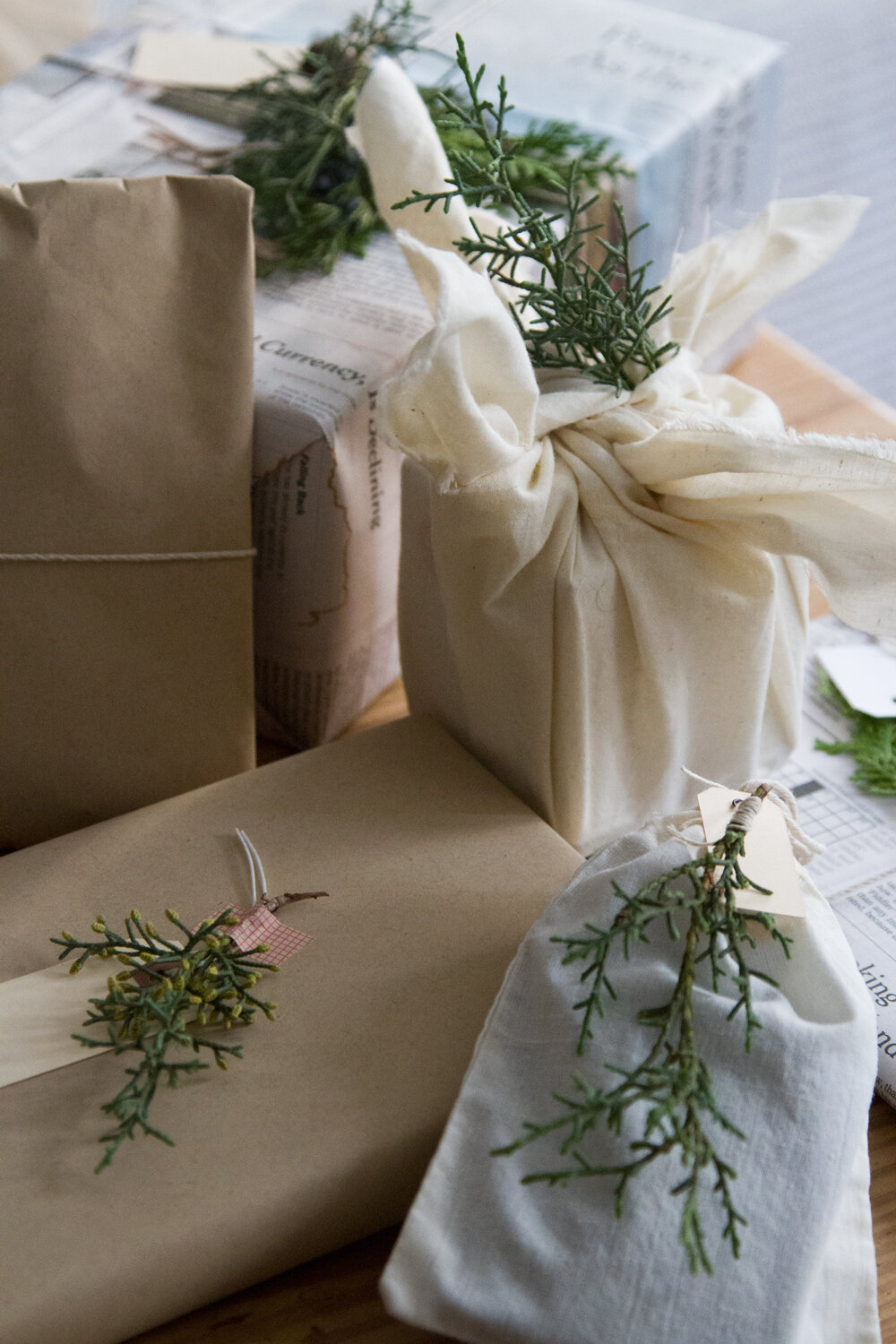 recycled_gift_wrap_reading_my_tea_leaves_IMG_1960