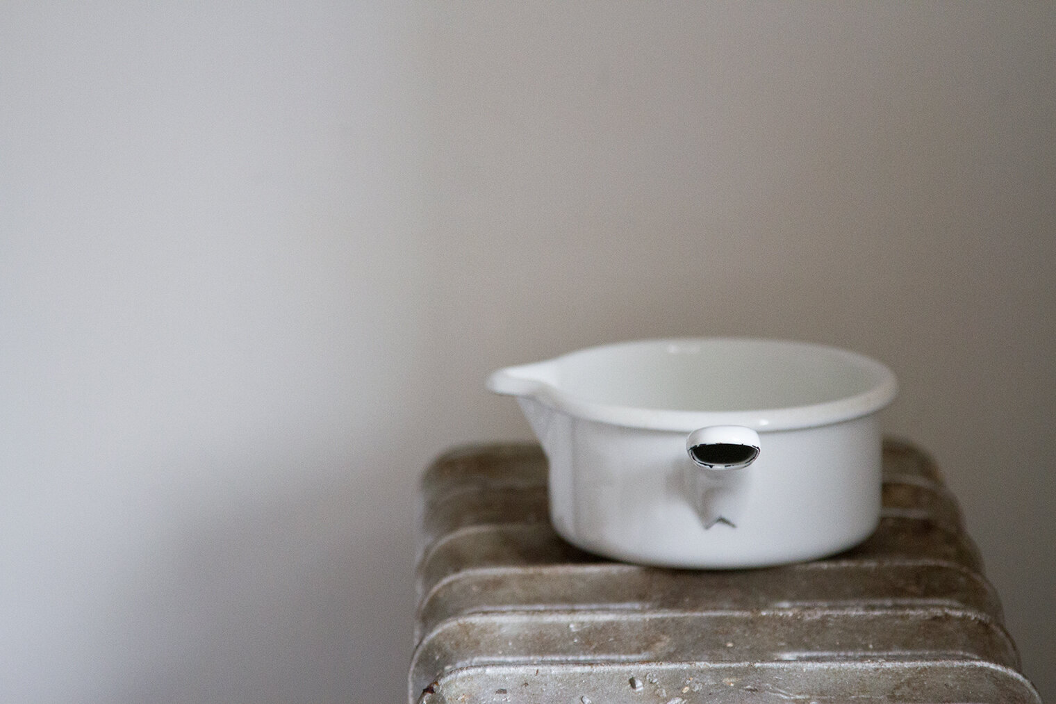 pot_reading_my_tea_leaves_IMG_3773