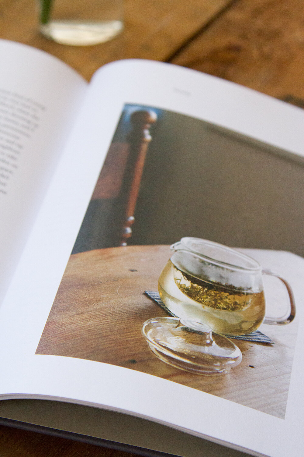 simple matters by erin boyle | reading my tea leaves