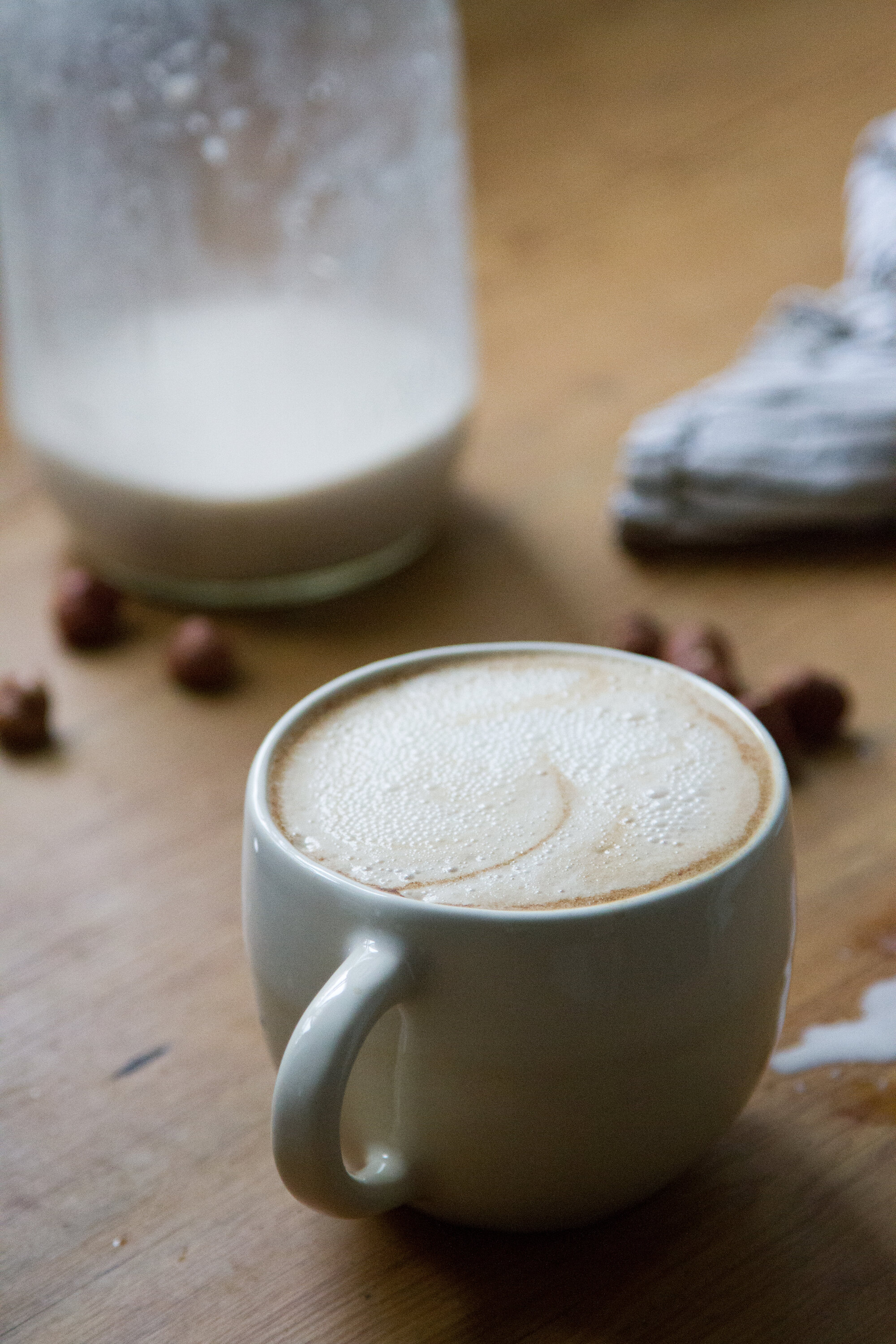 make your own hazelnut milk | reading my tea leaves