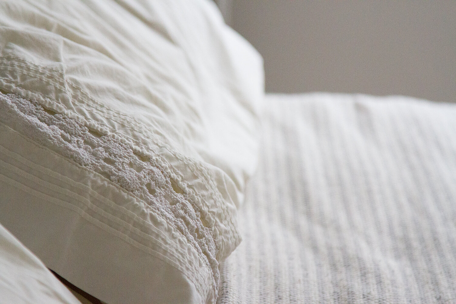 pillow_reading_my_tea_leaves_IMG_4607