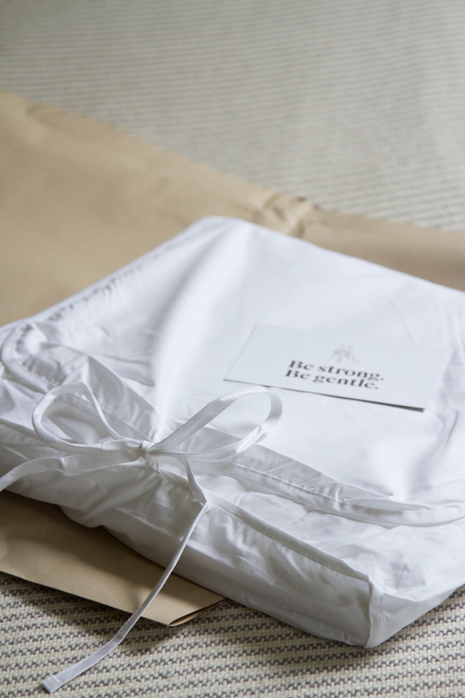 luxury bedding from snowe | reading my tea leaves