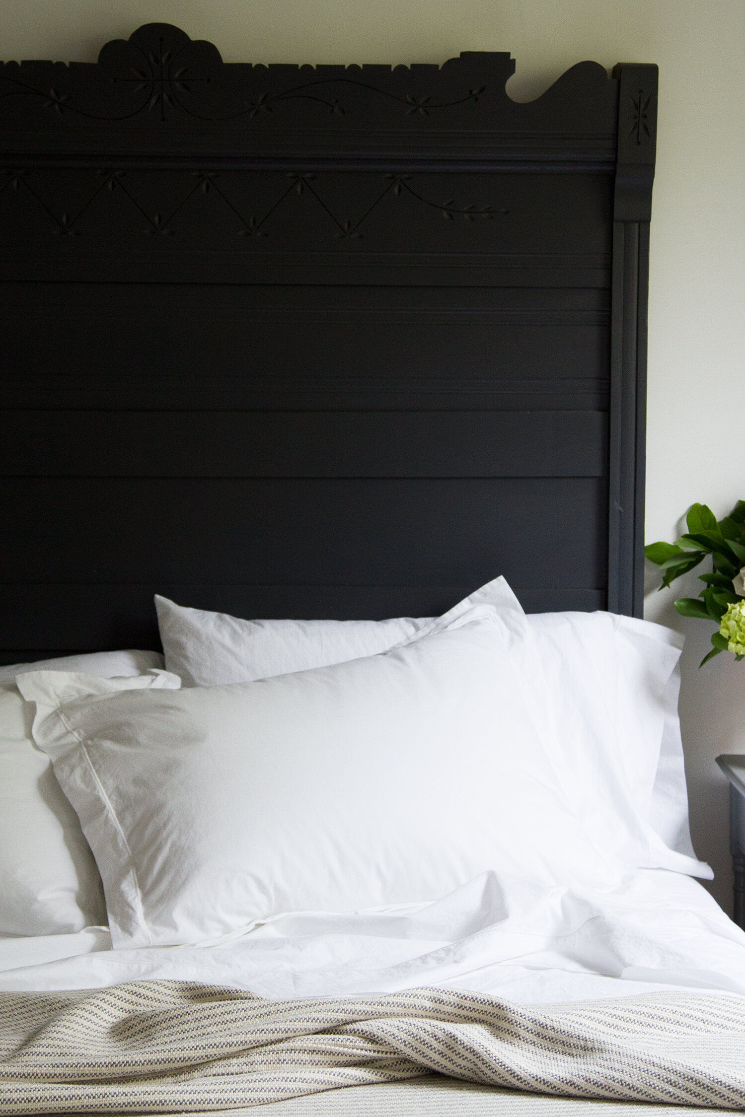 luxury bedding from snowe | reading my tea leaves