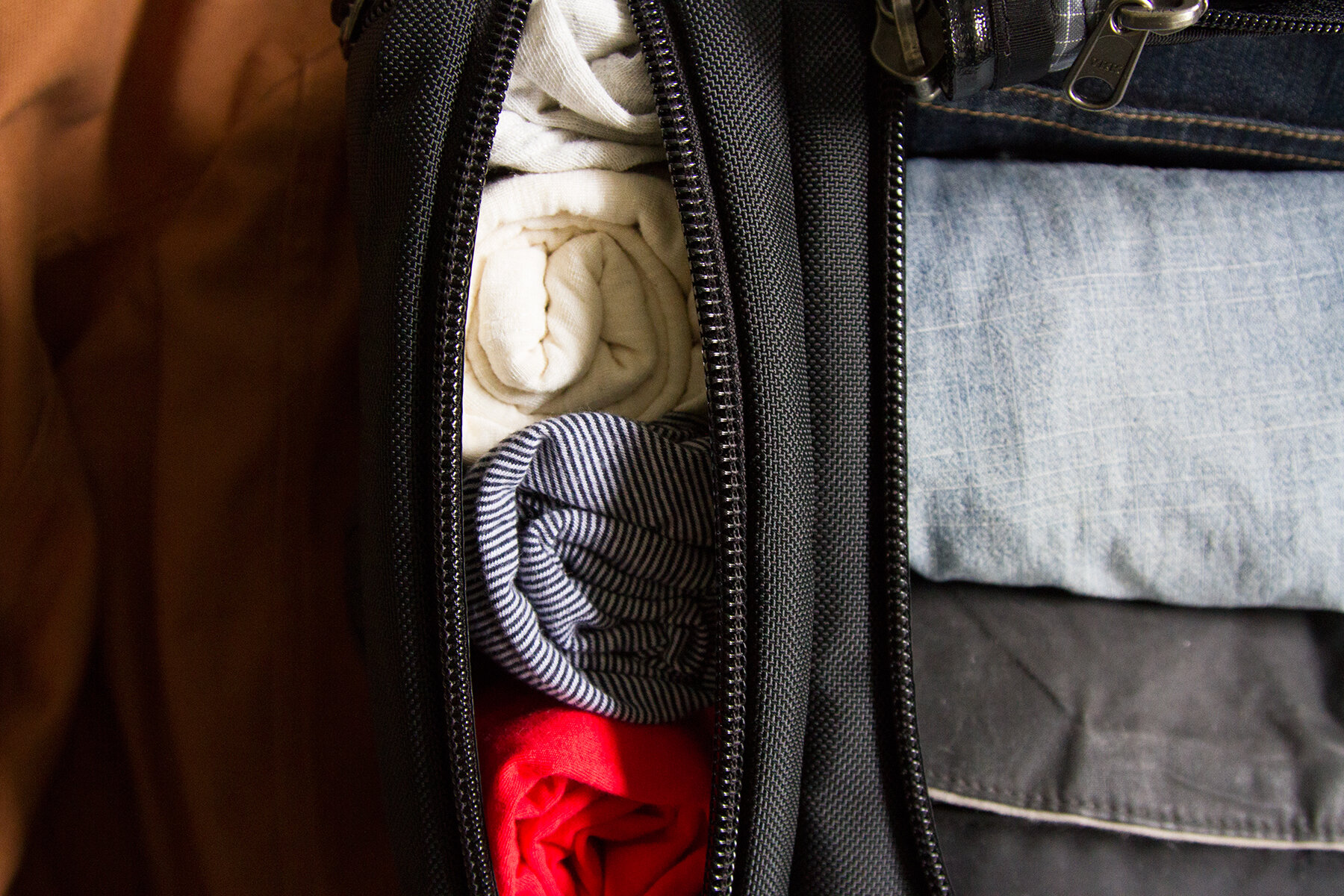 packing for a month away | reading my tea leaves