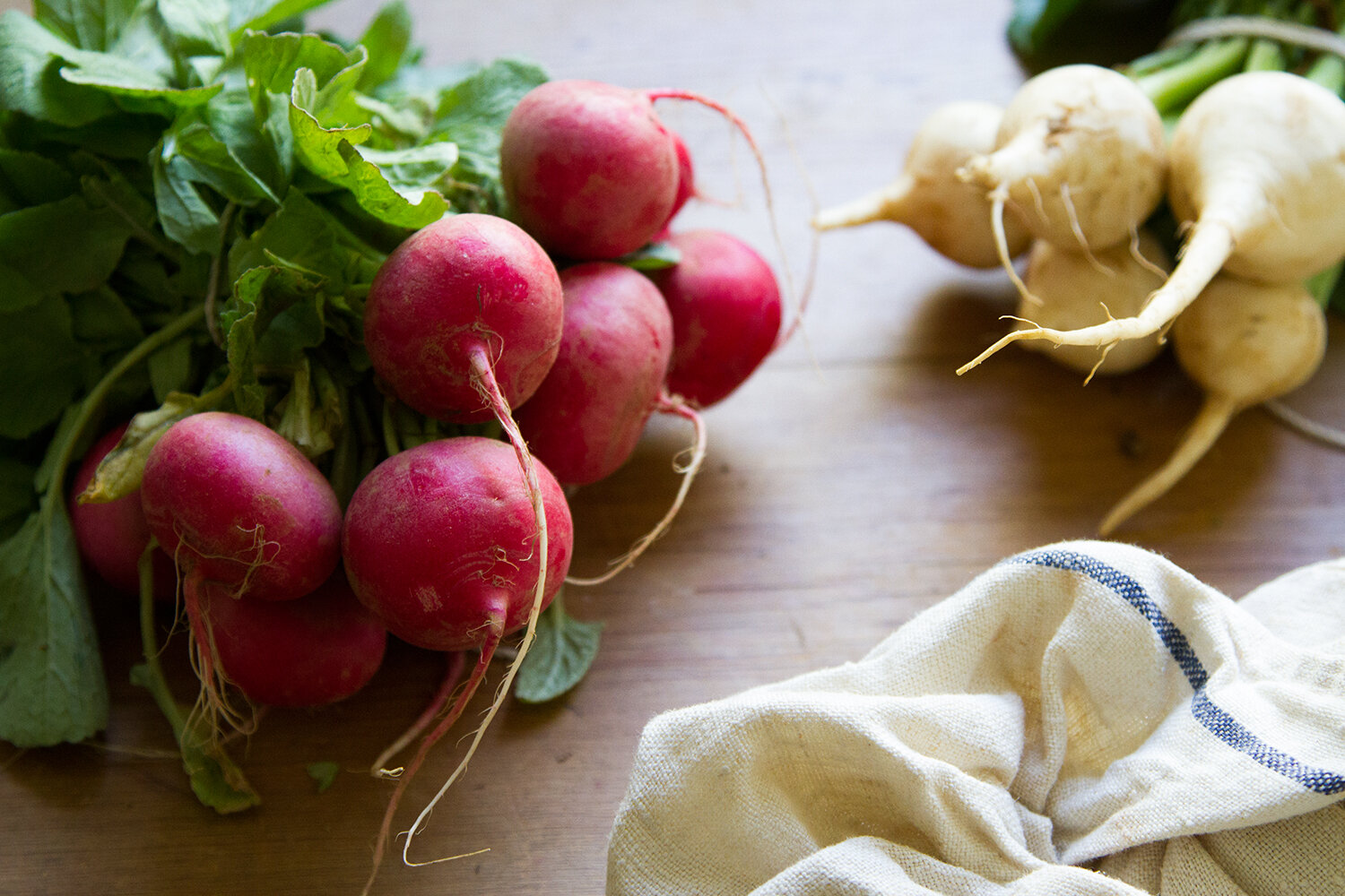 make your own pickled radishes | reading my tea leaves
