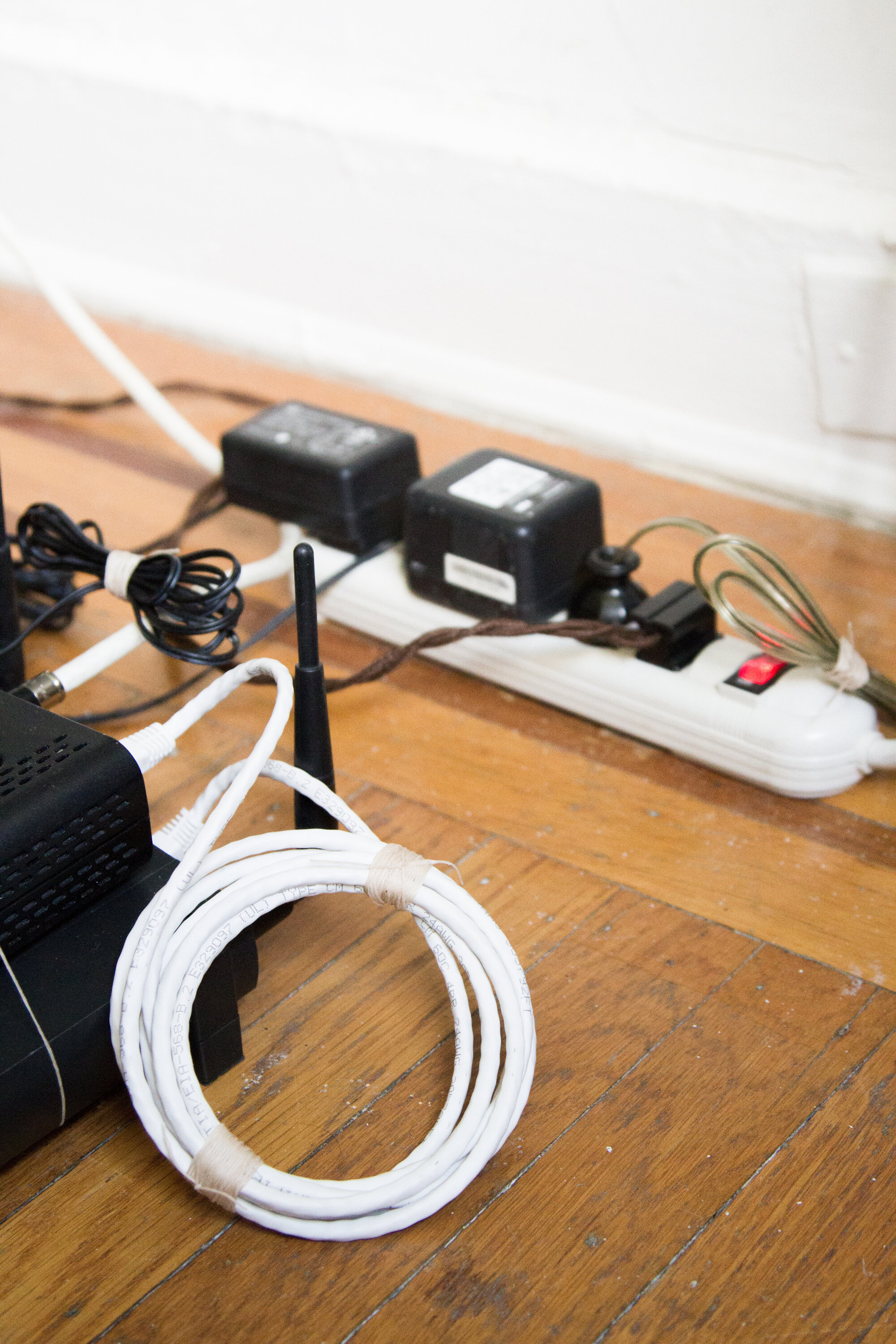 organizing cables and cords |reading my tea leaves