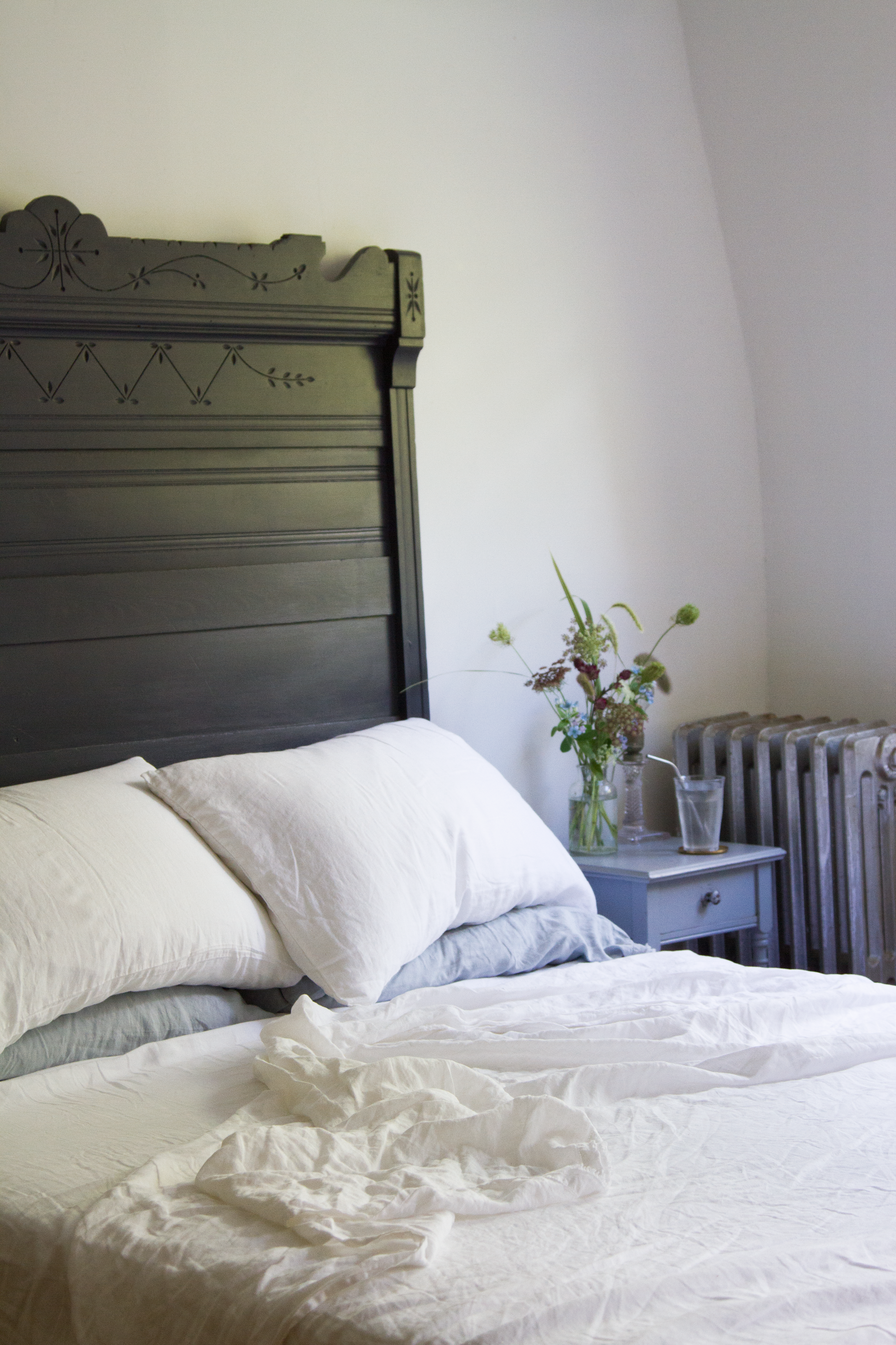 linen bed sheets from garnet hill's eileen fisher collection |reading my tea leaves