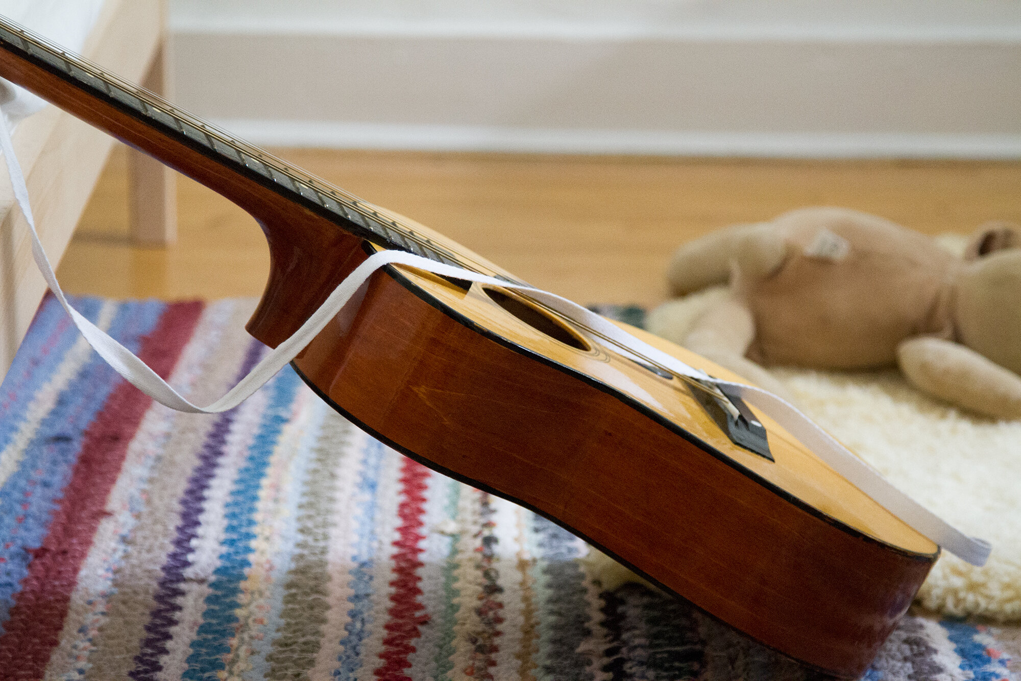 guitar_reading_my_tea_leaves_IMG_2577