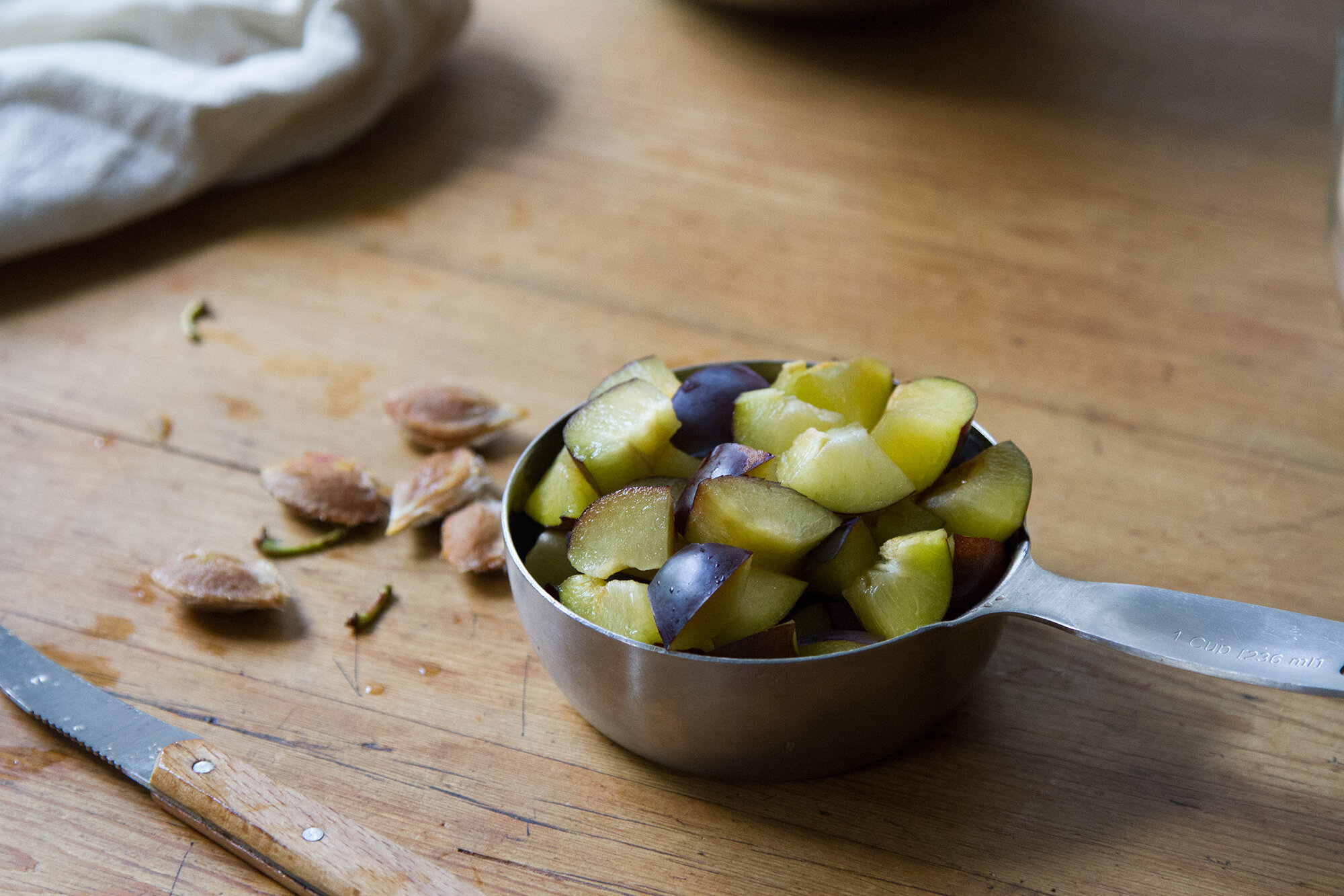 plum shrub | reading my tea leaves