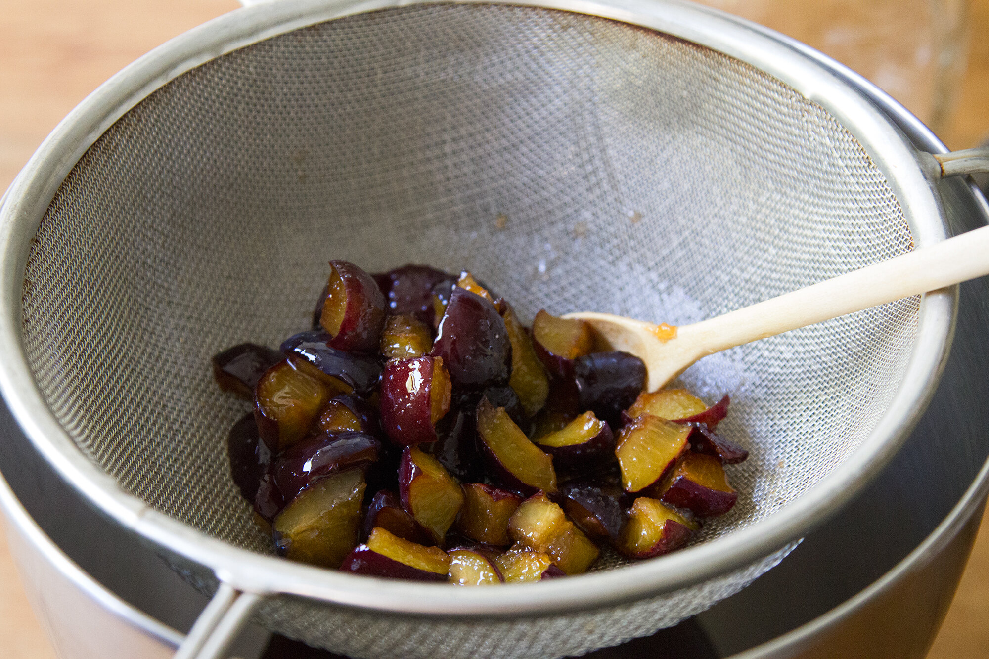 plum shrub | reading my tea leaves
