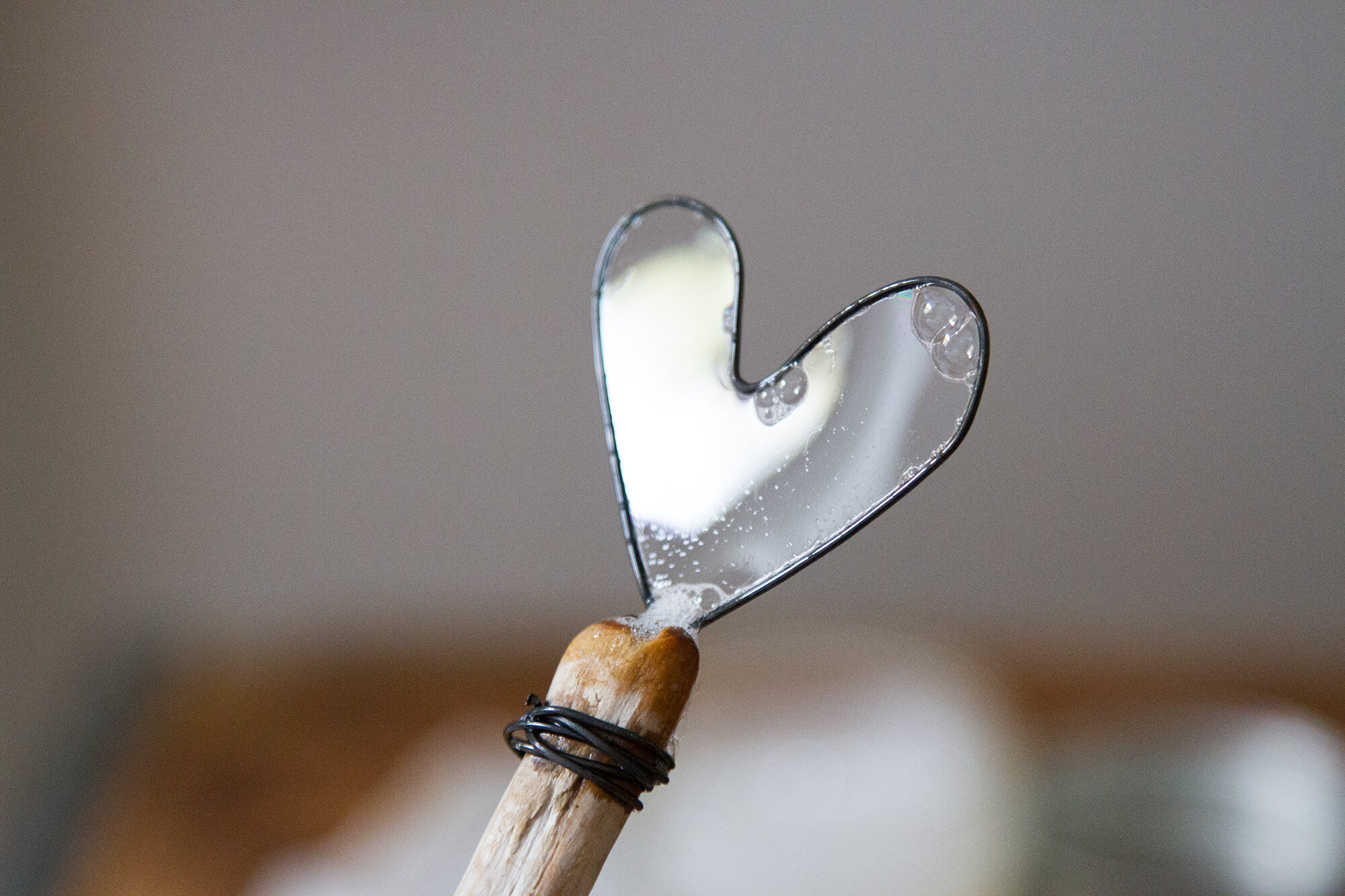 make your own bubbles and bubble wand | reading my tea leaves