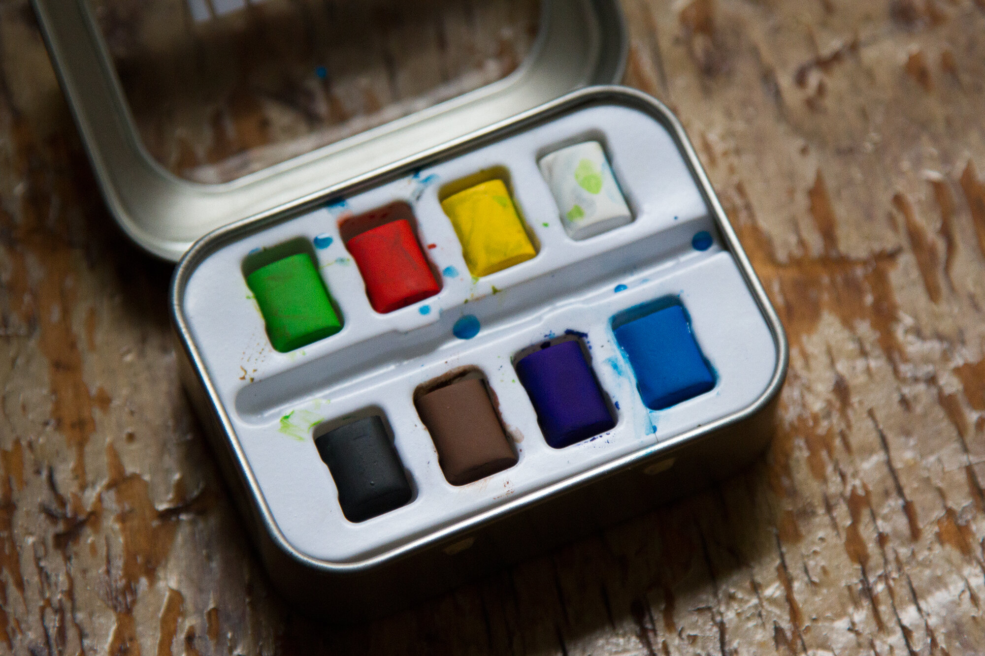 paints_reading_my_tea_leaves_IMG_3278