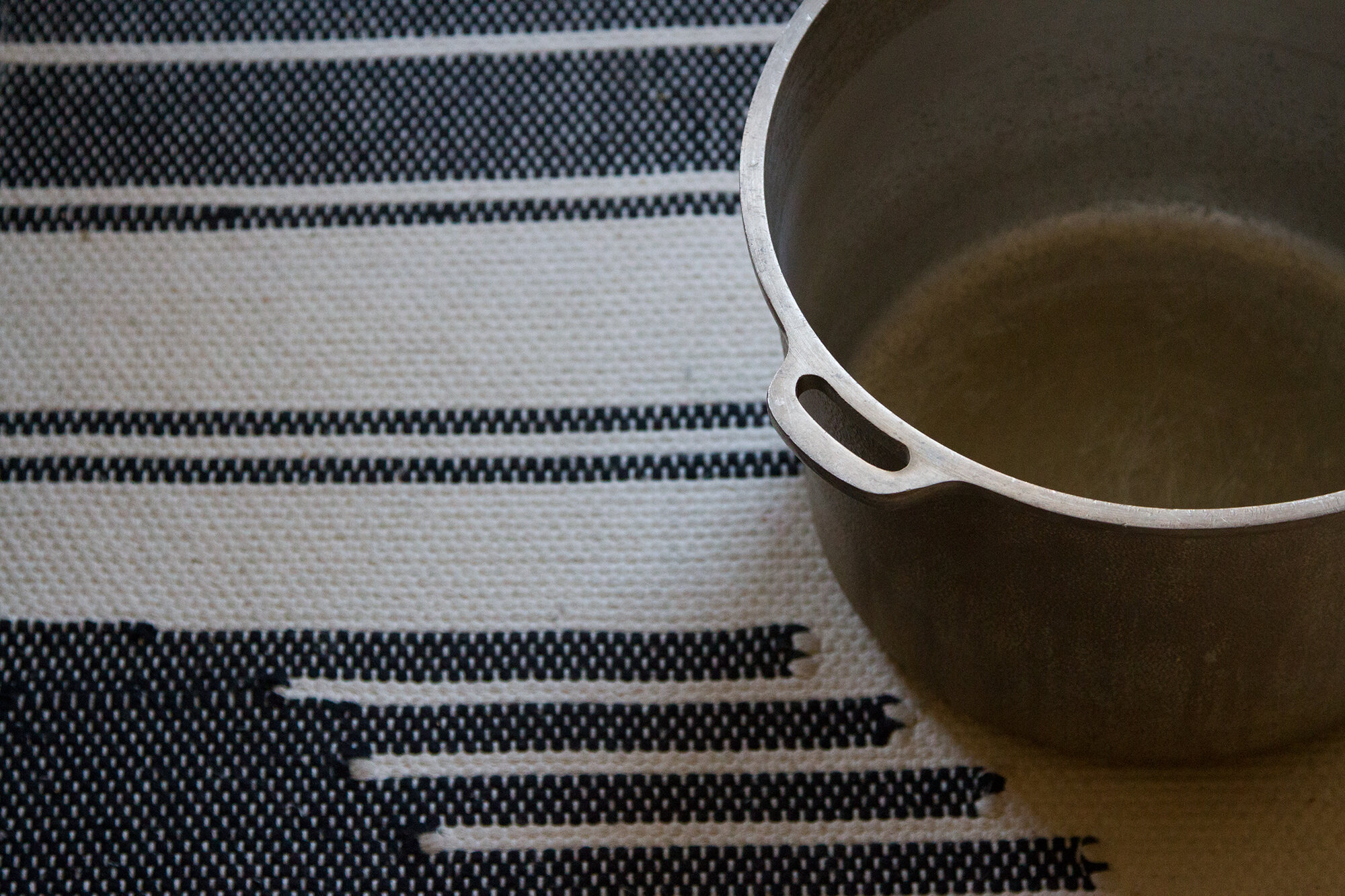 pot_reading_my_tea_leaves_img_4600