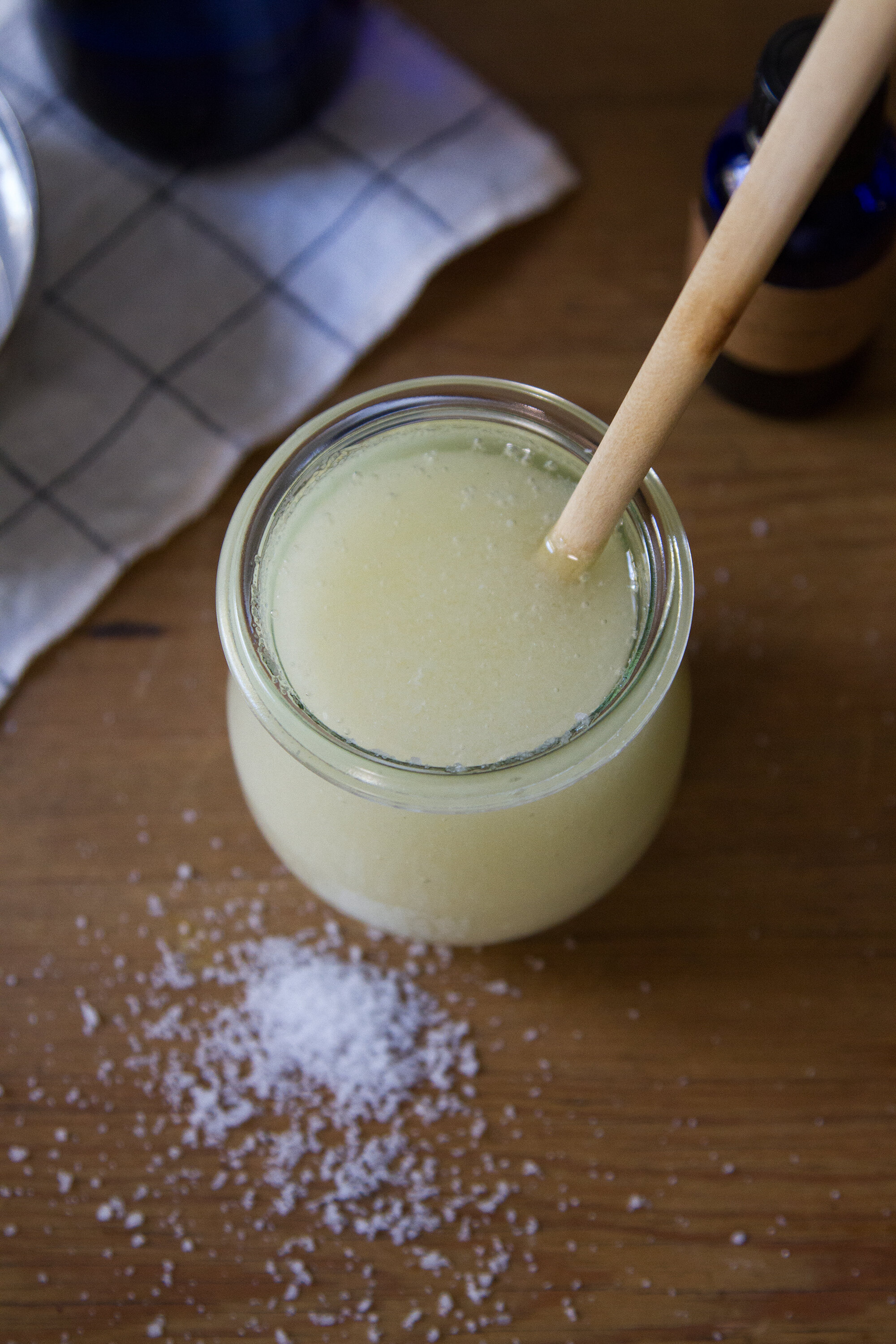 make your own sea salt scrub | reading my tea leaves