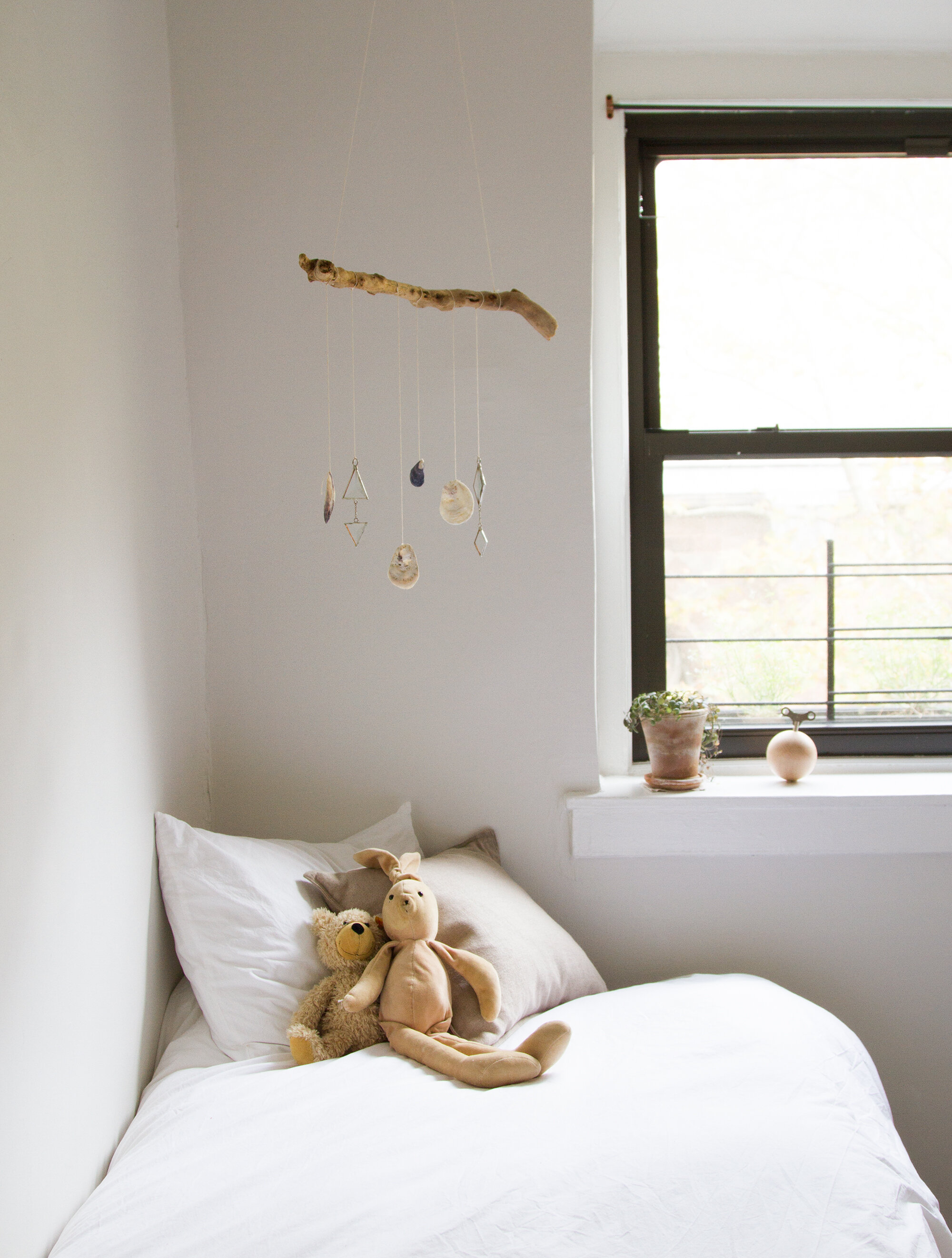 checking chores off the list with TaskRabbit | reading my tea leaves