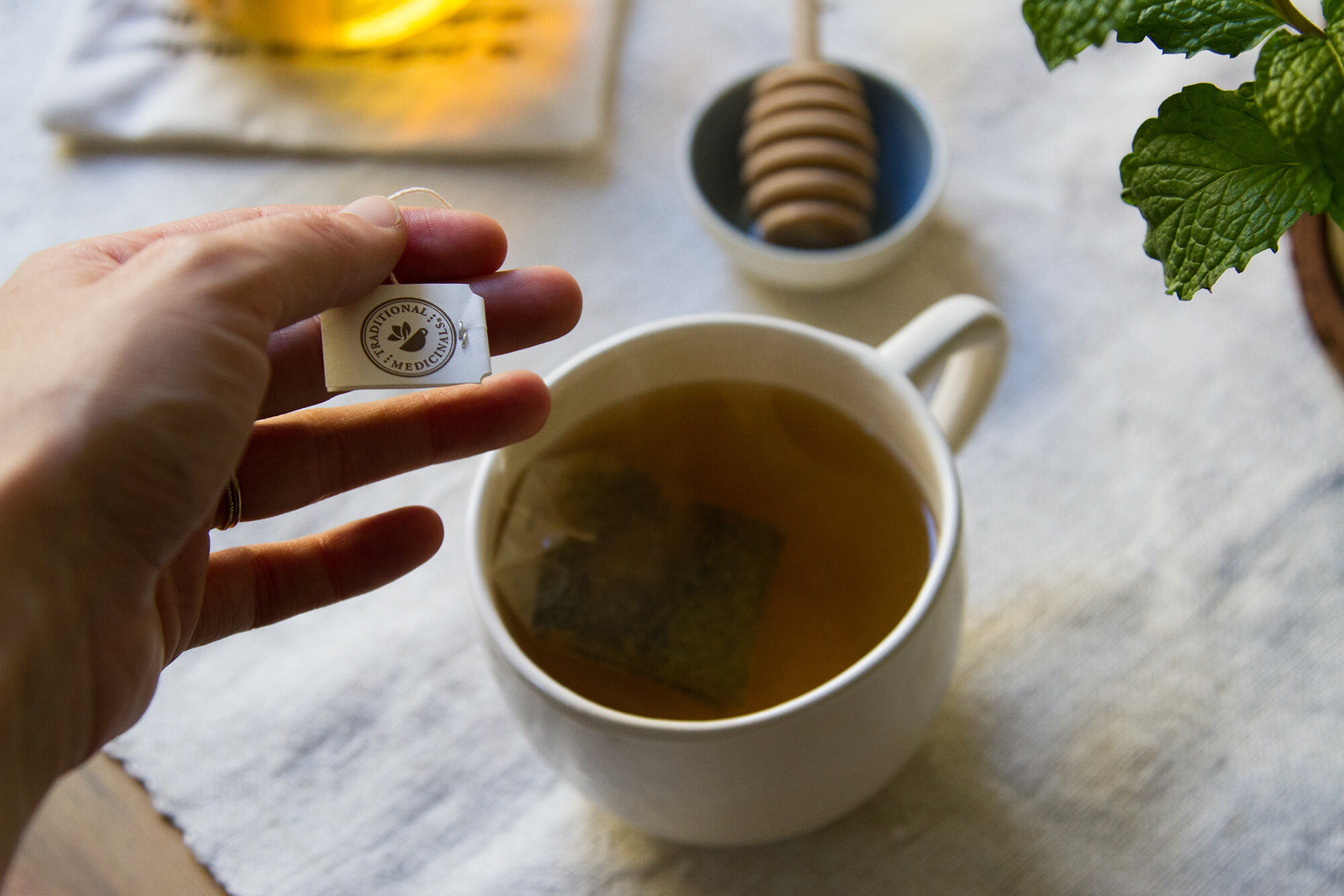 sponsored post with traditional medicinals | reading my tea leaves