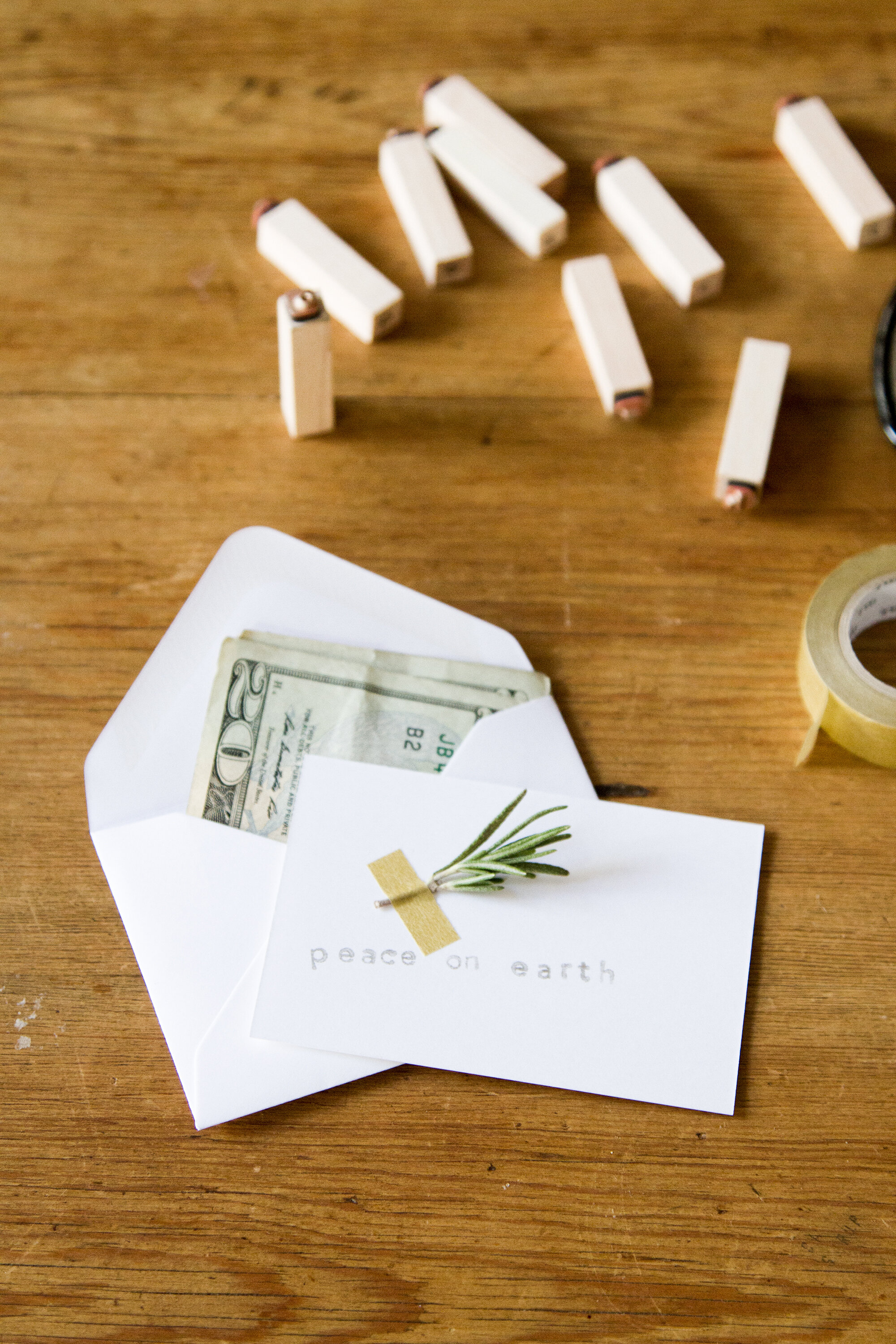 charitable_gifts_reading_my_tea_leaves_img_5794