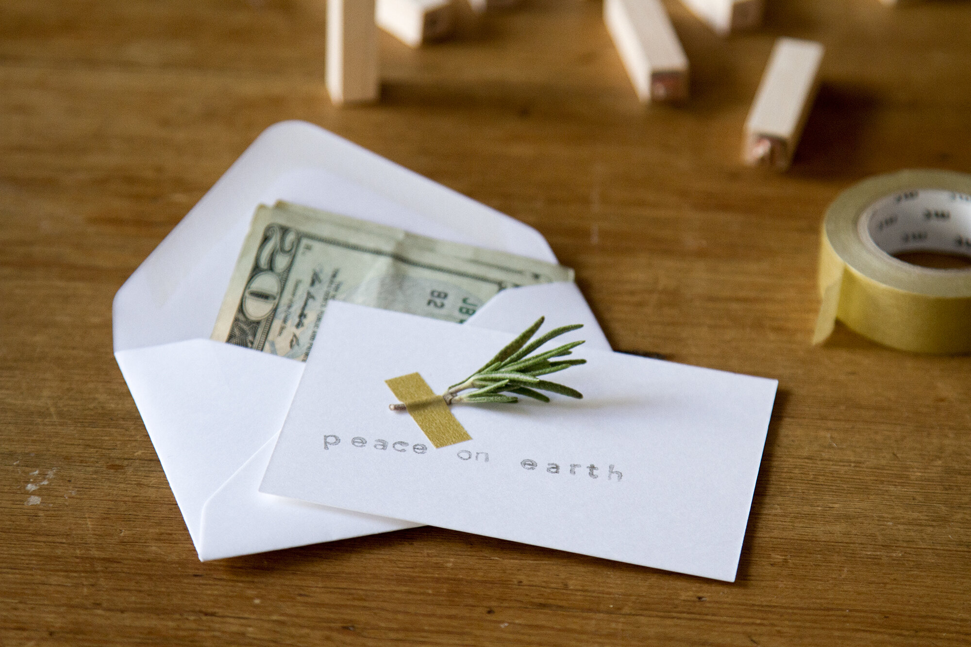charitable_gifts_reading_my_tea_leaves_img_5808