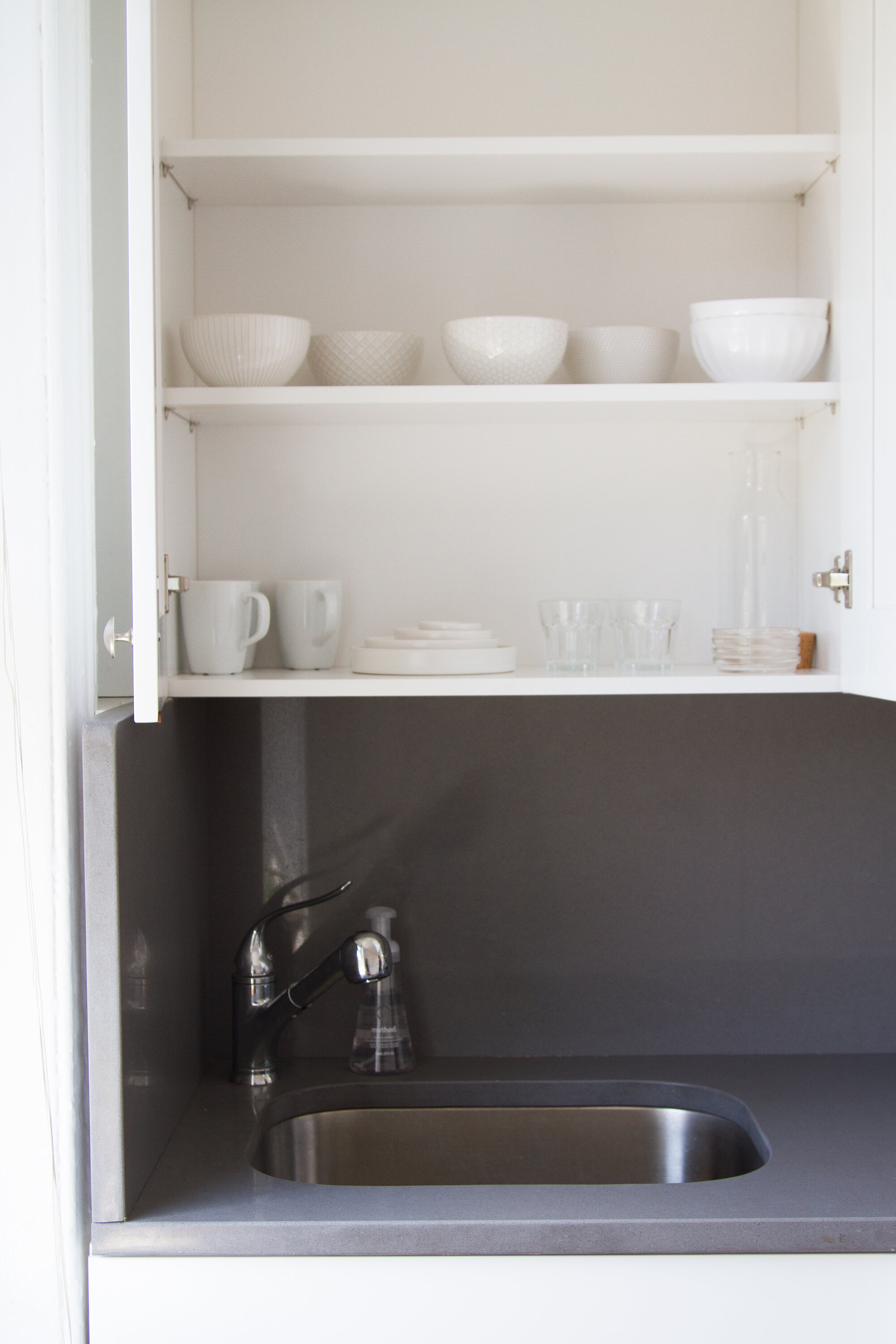 simple matters with maureen bleeker paal | reading my tea leaves