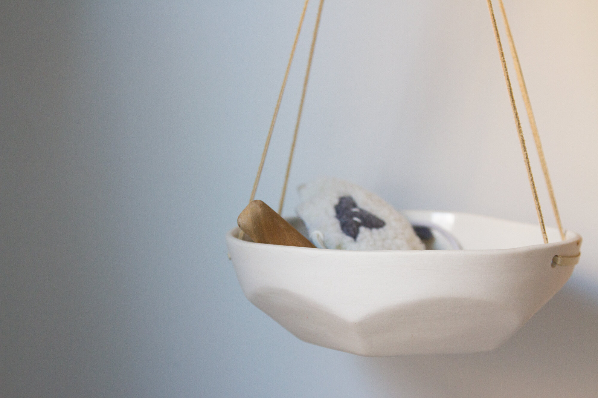 hanging tray | reading my tea leaves
