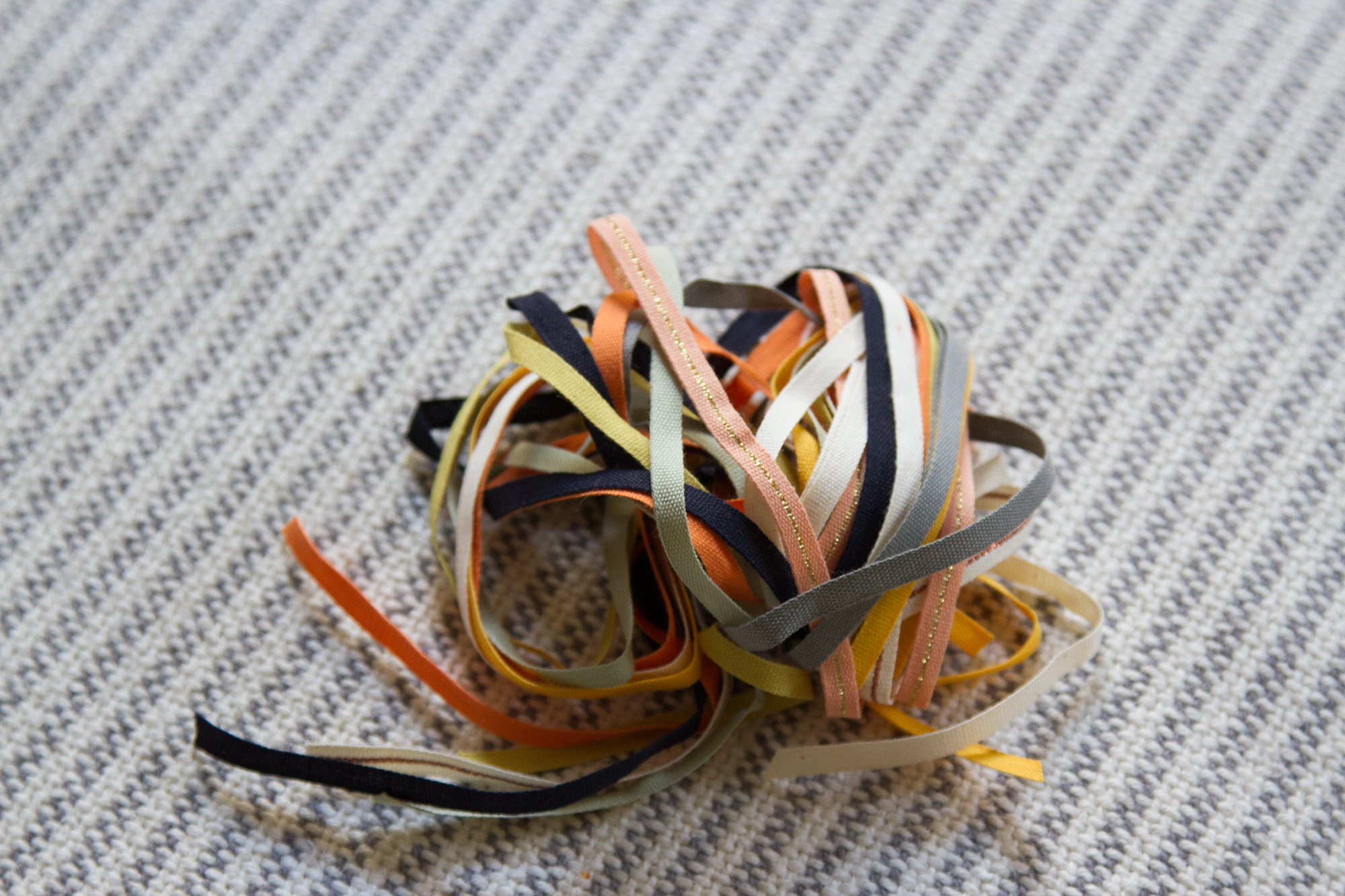 ribbon | reading my tea leaves