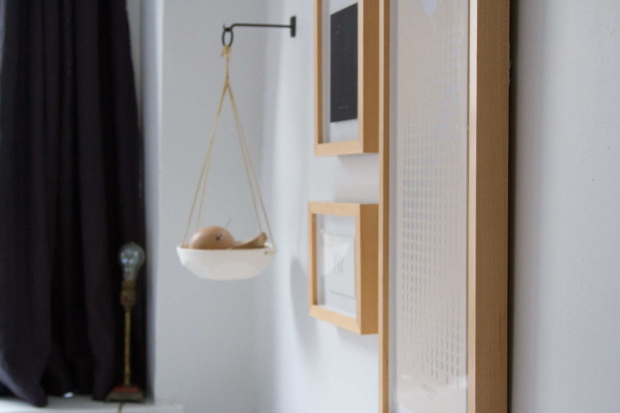 wall_reading_my_tea_leaves_IMG_6627