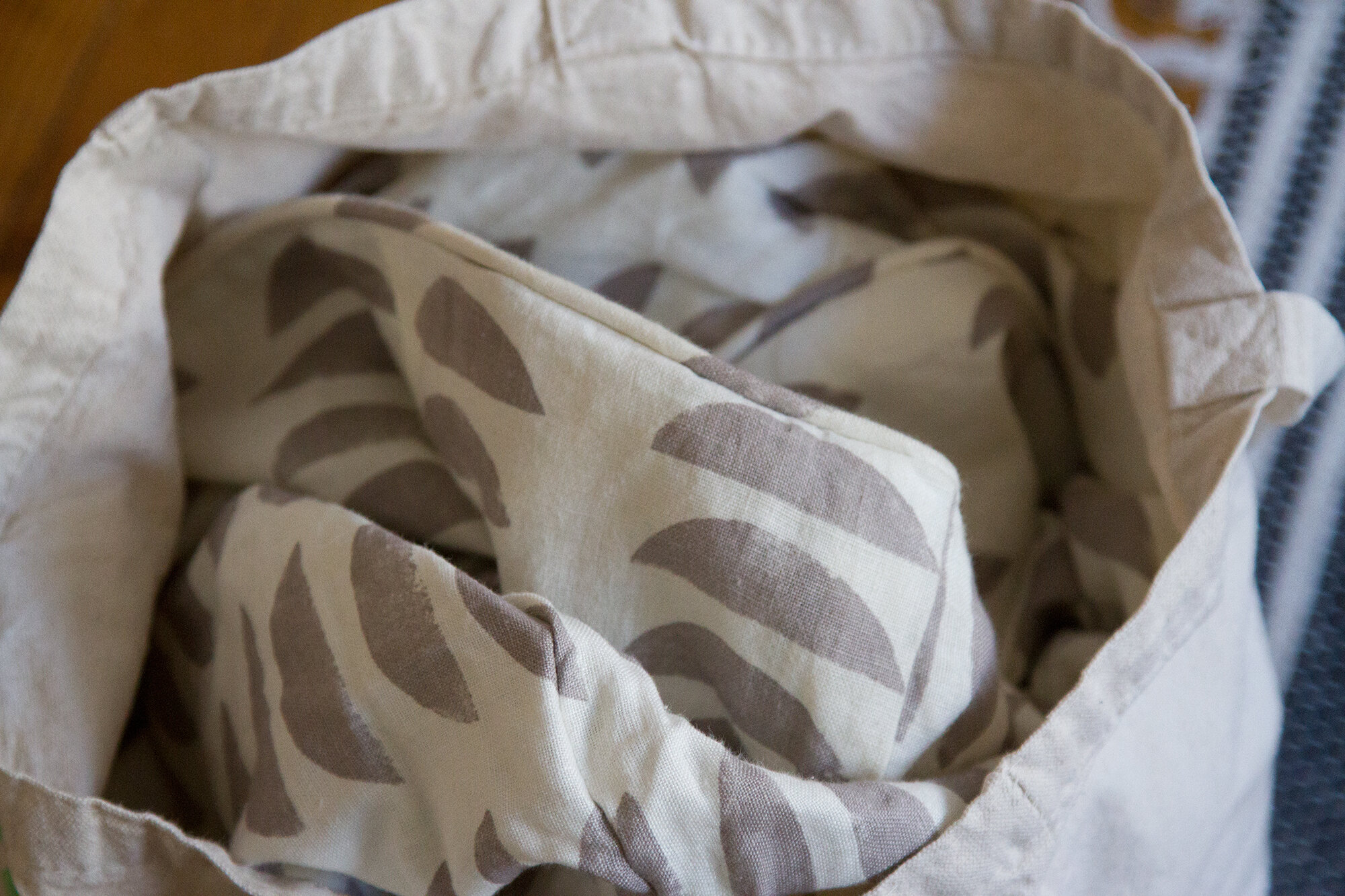 slipcover_reading_my_tea_leaves_IMG_6868