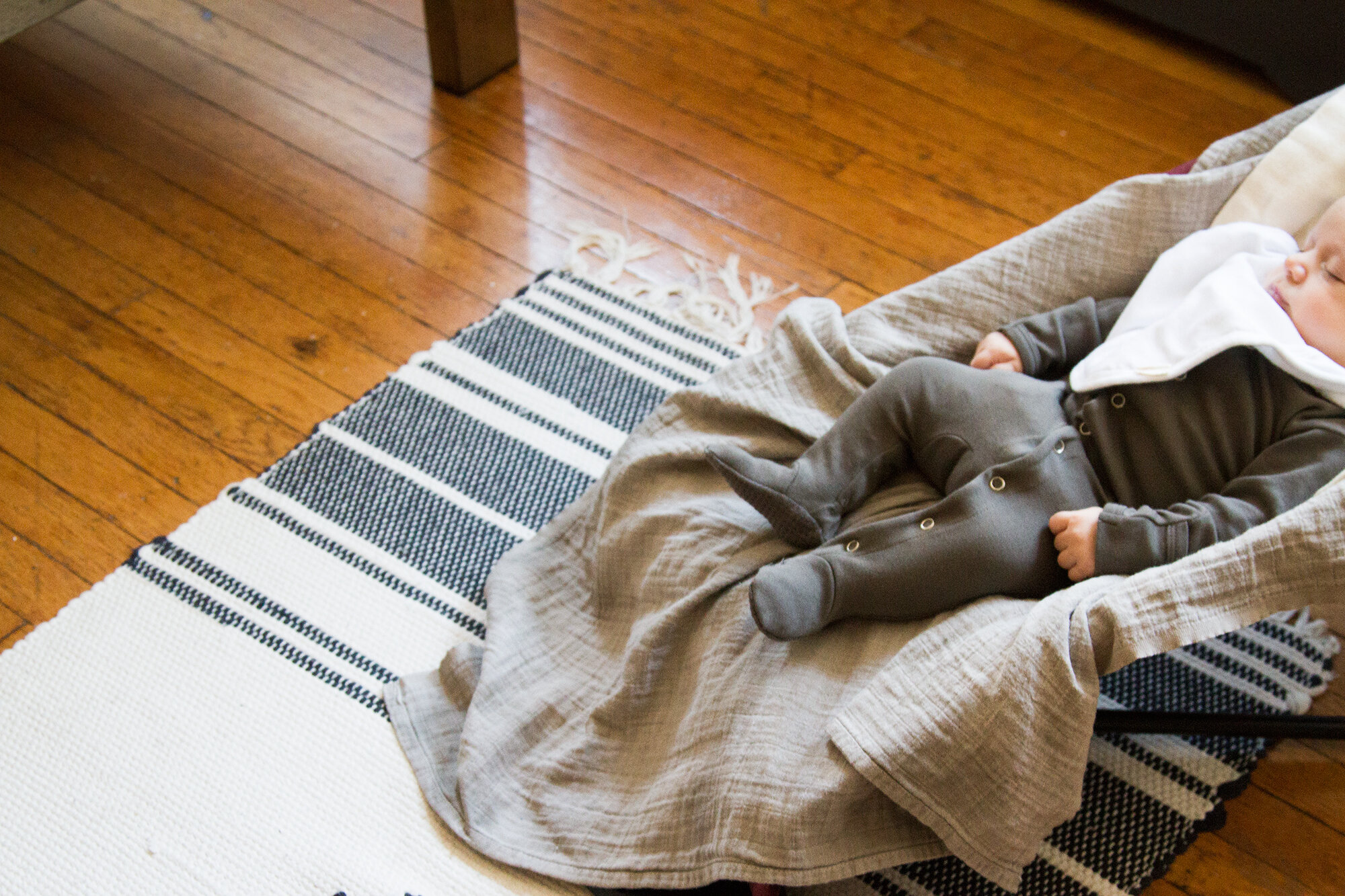 baby proof: beg, borrow, and buy secondhand | reading my tea leaves