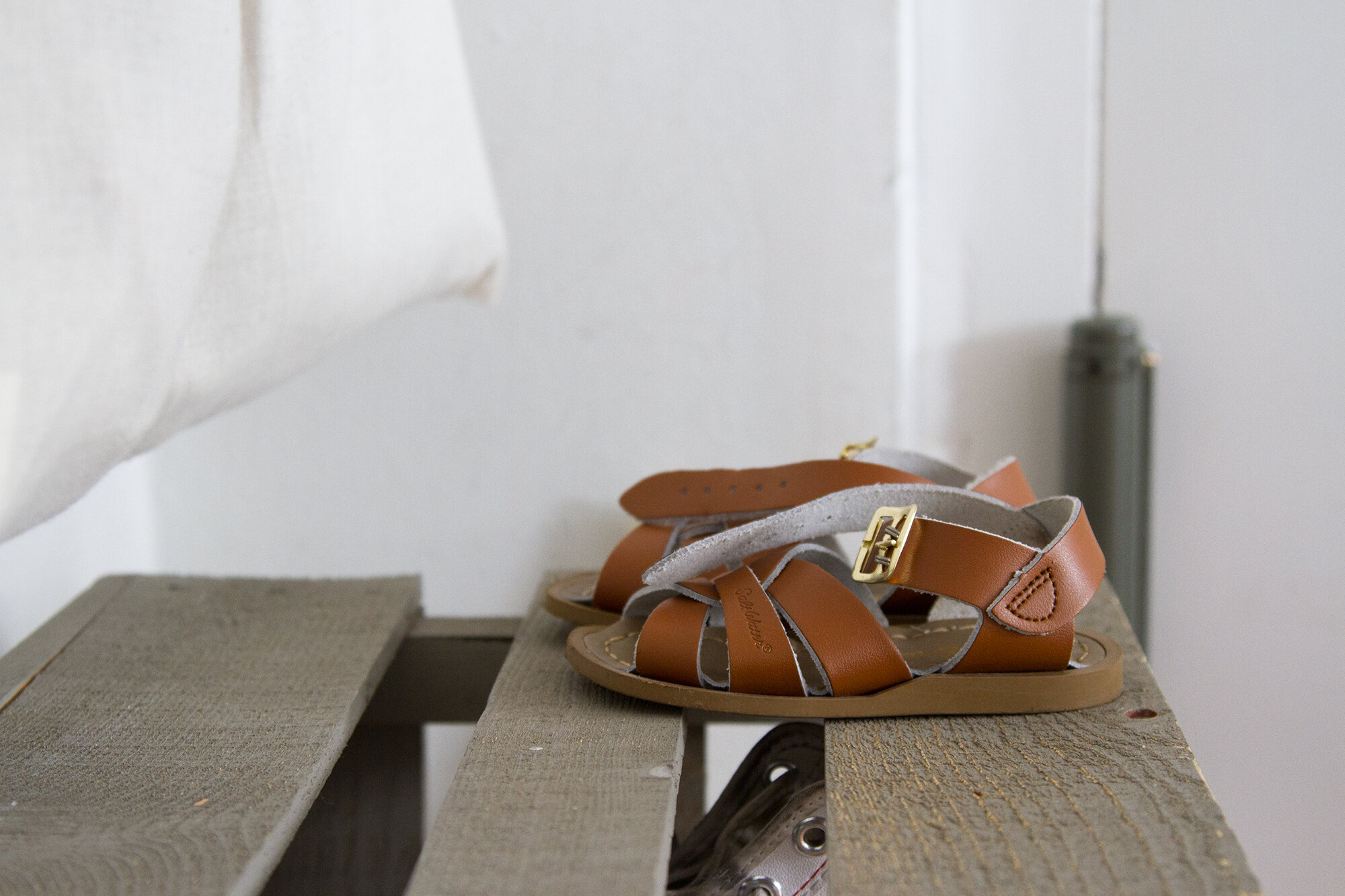 sandals | reading my tea leaves