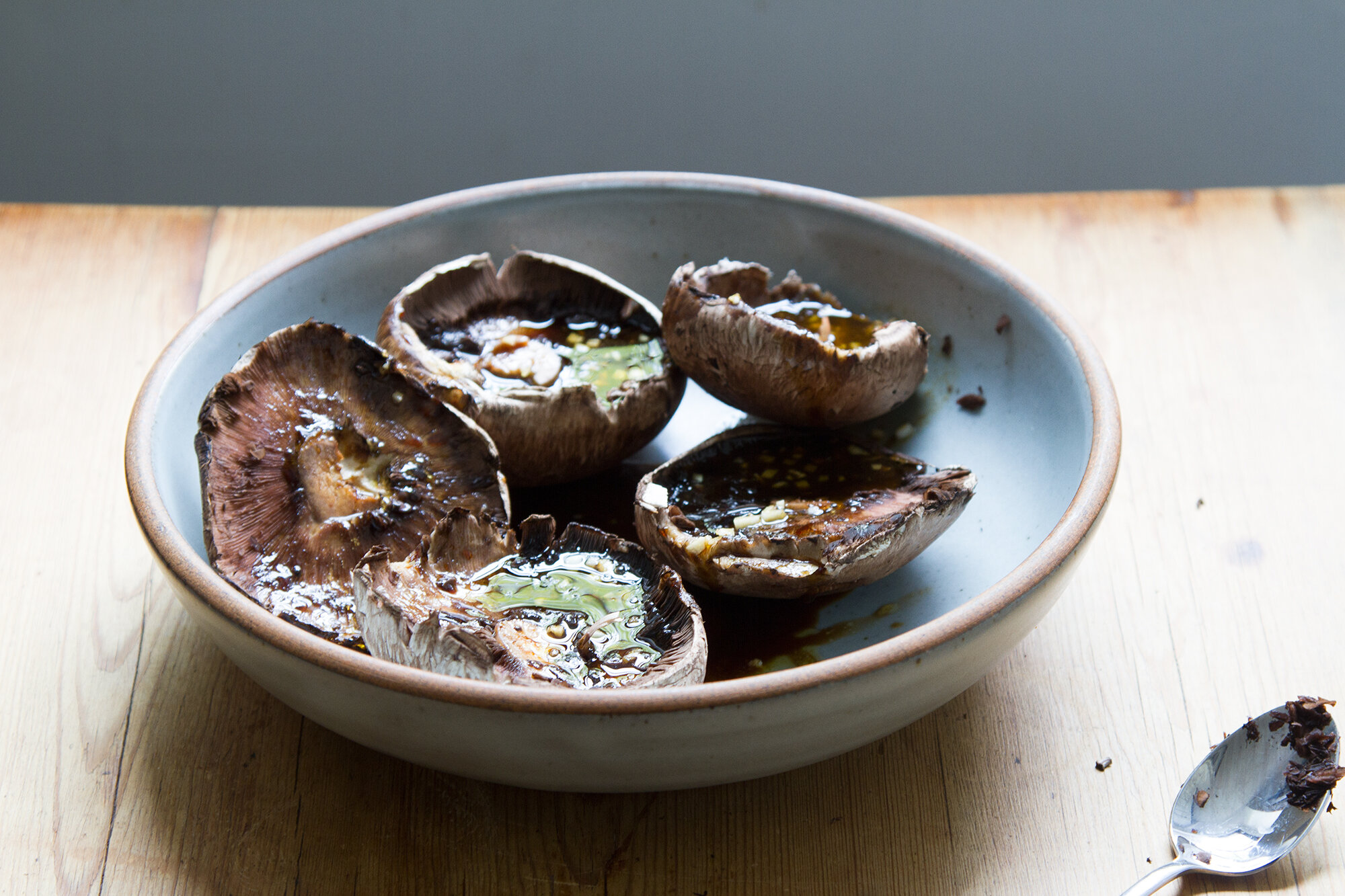 mushroom burgers | reading my tea leaves