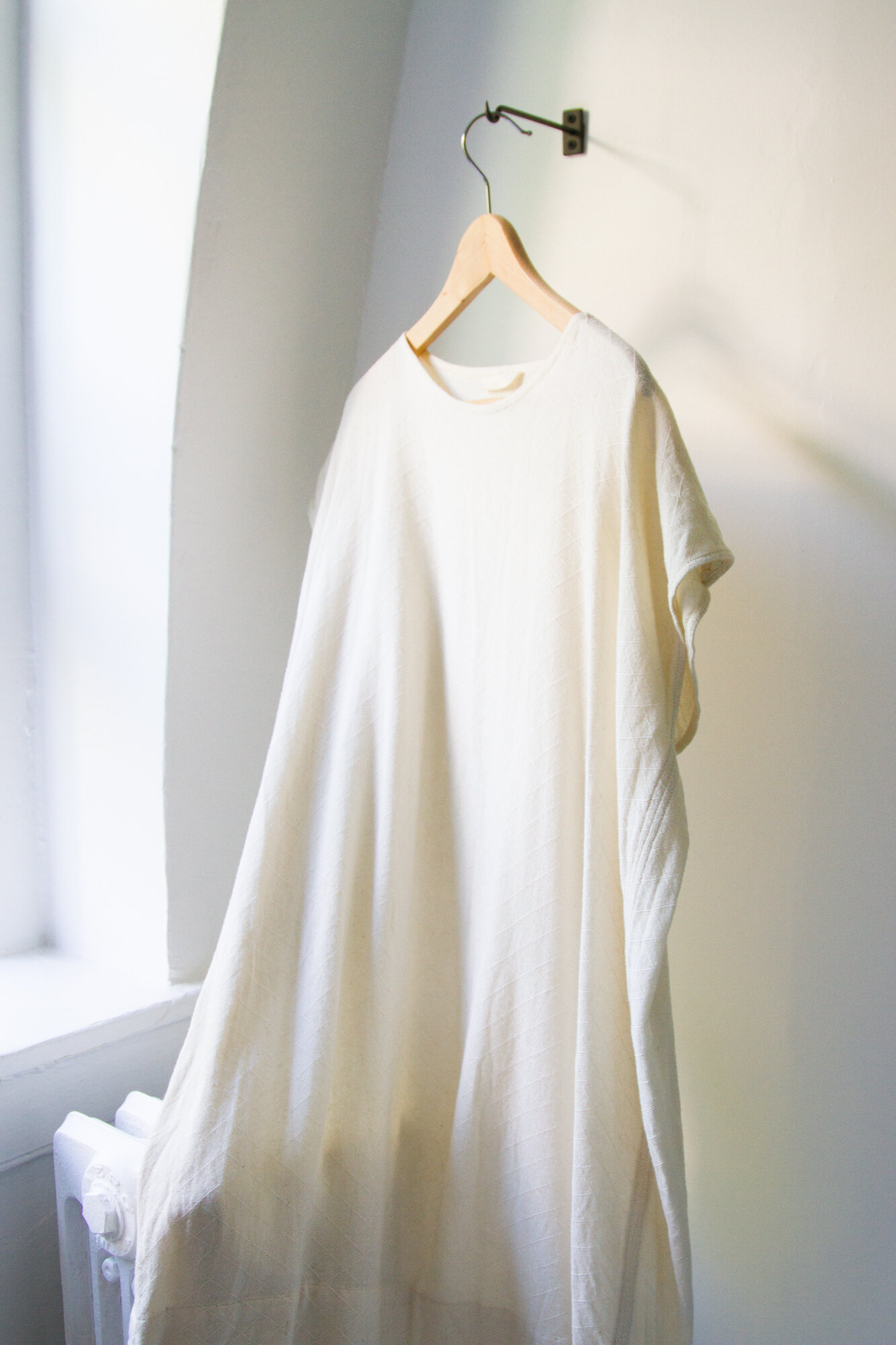secondhand sustainable fashion | reading my tea leaves