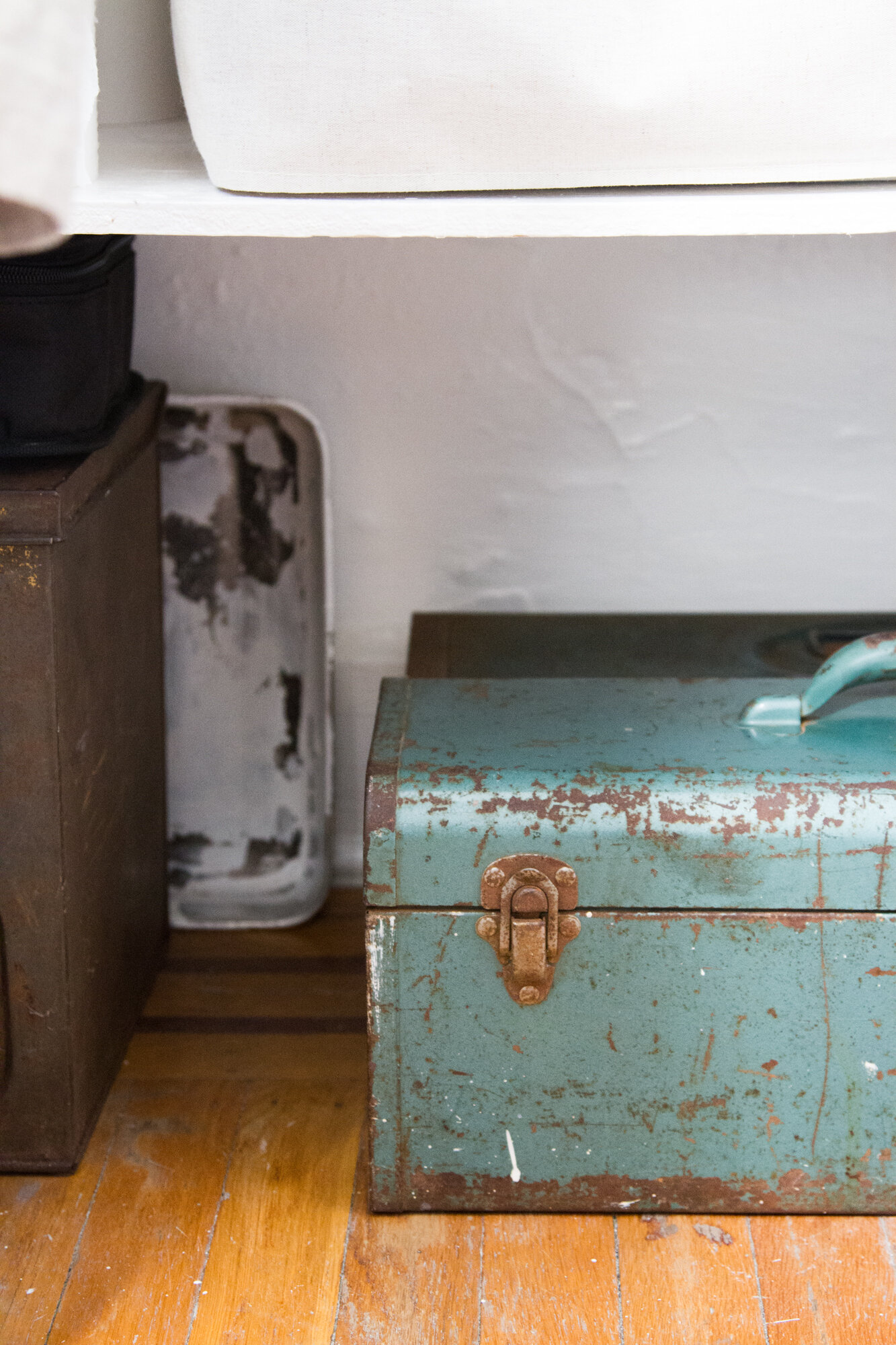 power tools in a tiny apartment | reading my tea leaves