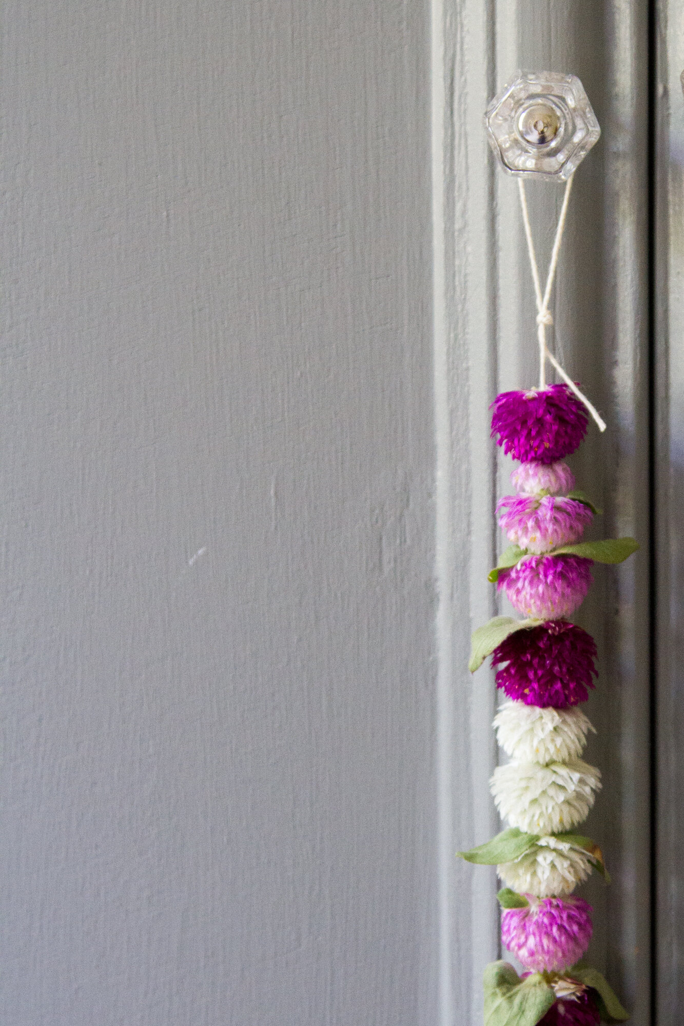 dried flower garland | zero-waste décor | reading my tea leaves