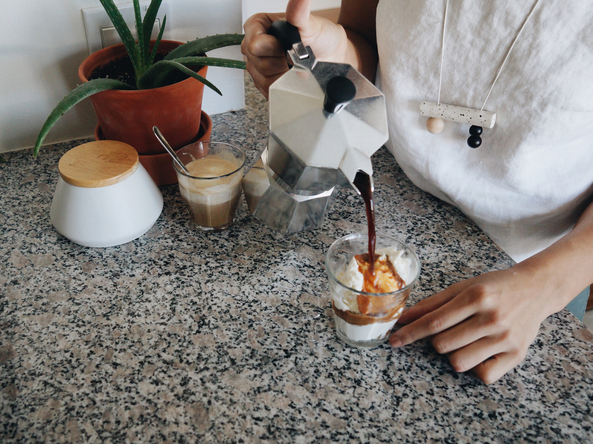 gina stovall | simple matters | reading my tea leaves