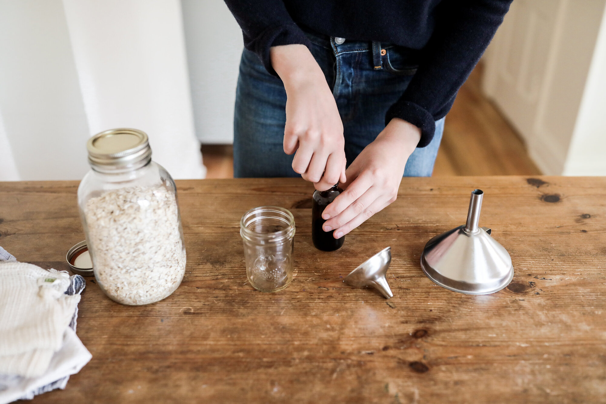 simple matters: celia ristow of litterless | reading my tea leaves