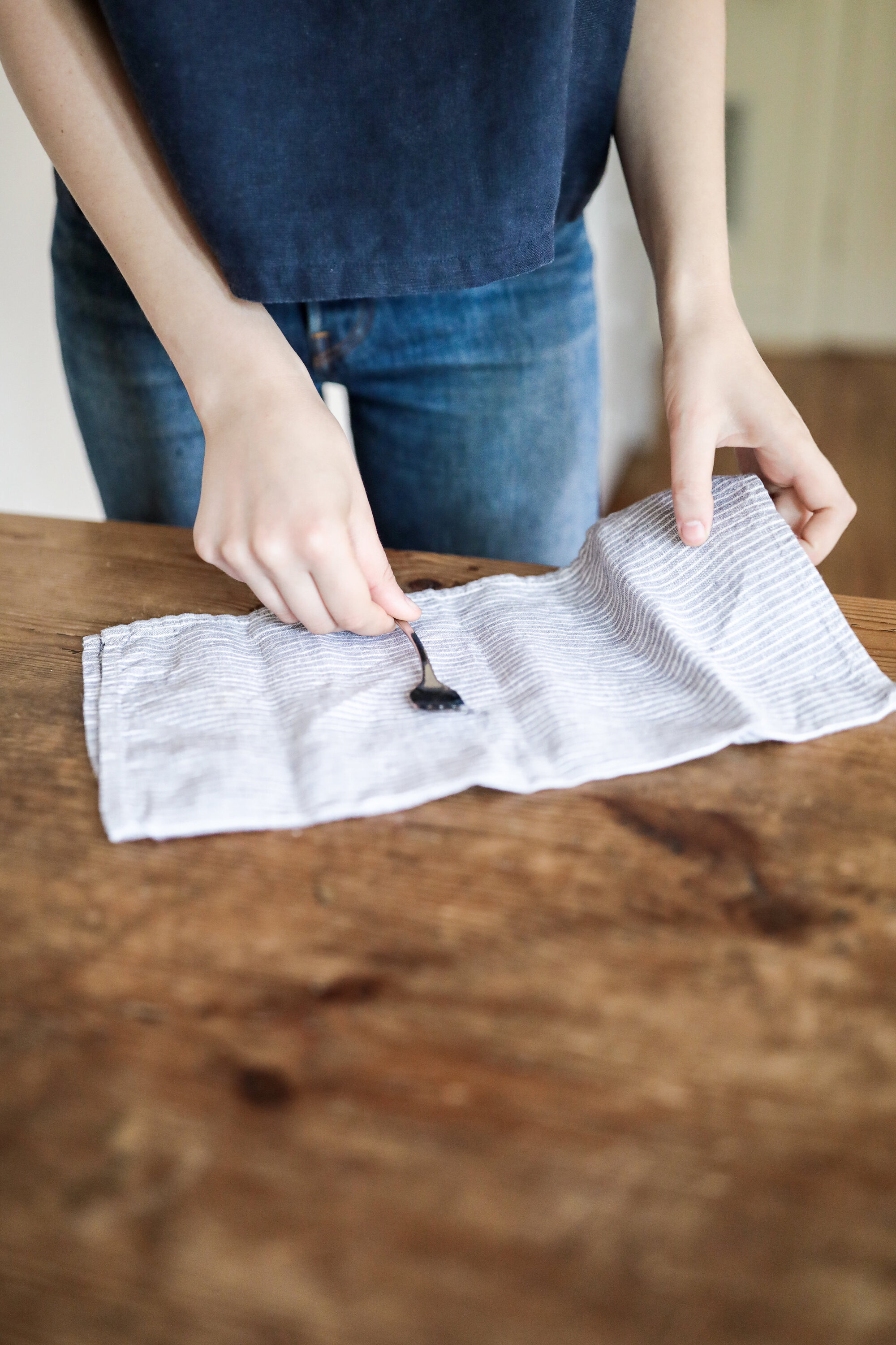 simple matters: celia ristow of litterless | reading my tea leaves