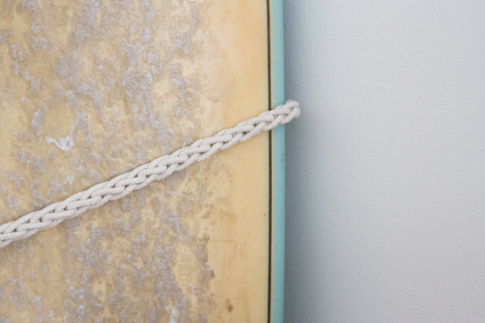 cotton cord holing up surfboard | reading my tea leaves