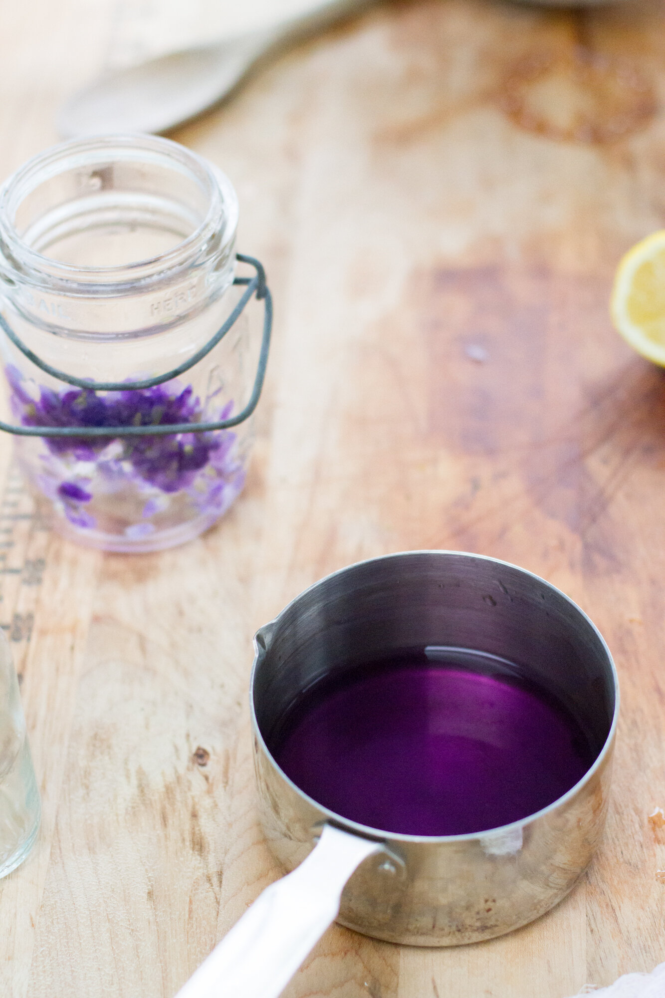make your own violet syrup | reading my tea leaves