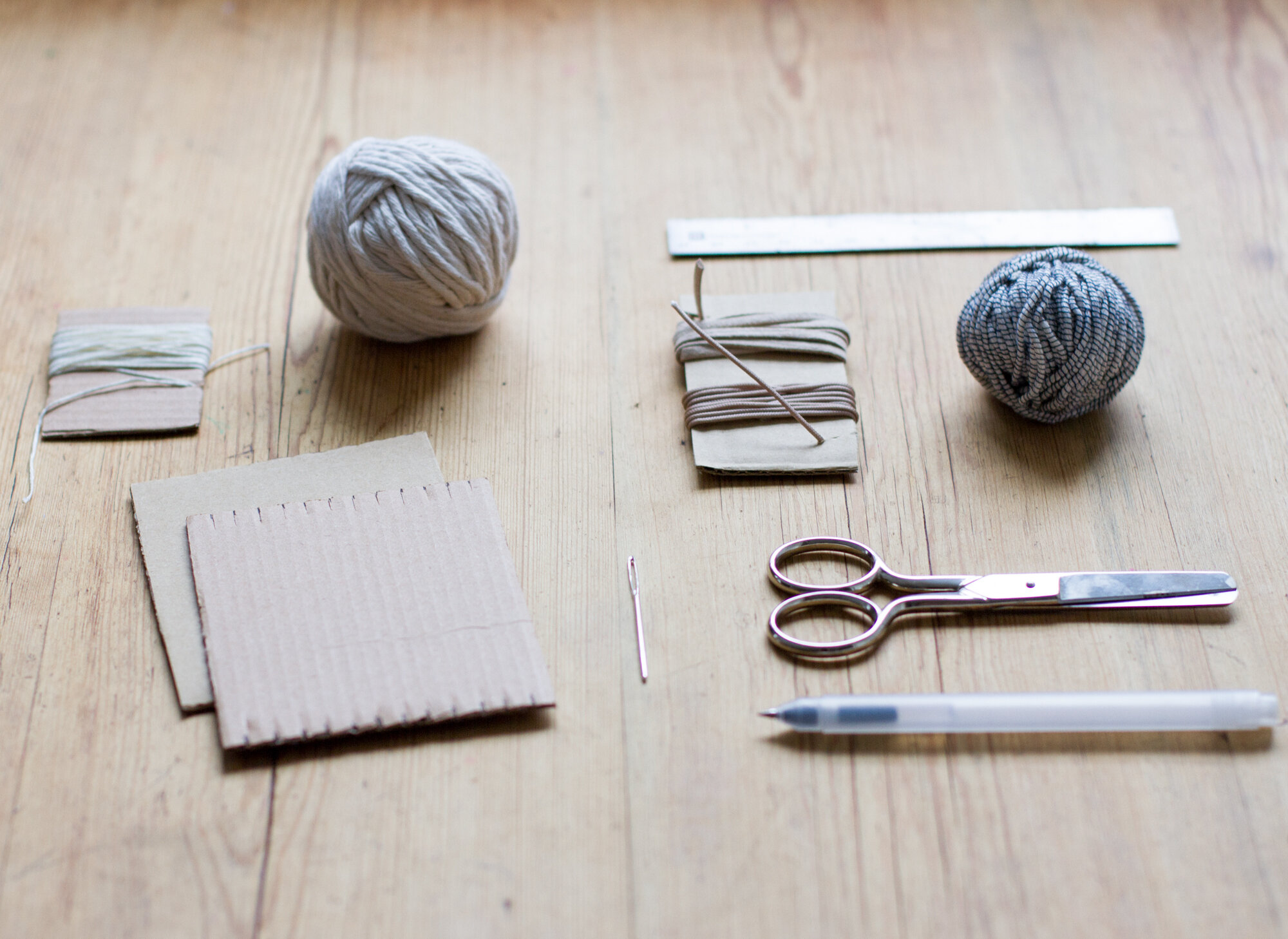make your own woven pouch | reading my tea leaves