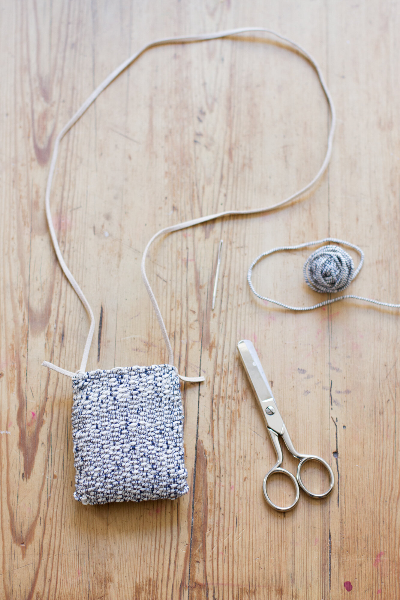 woven pouch | reading my tea leaves
