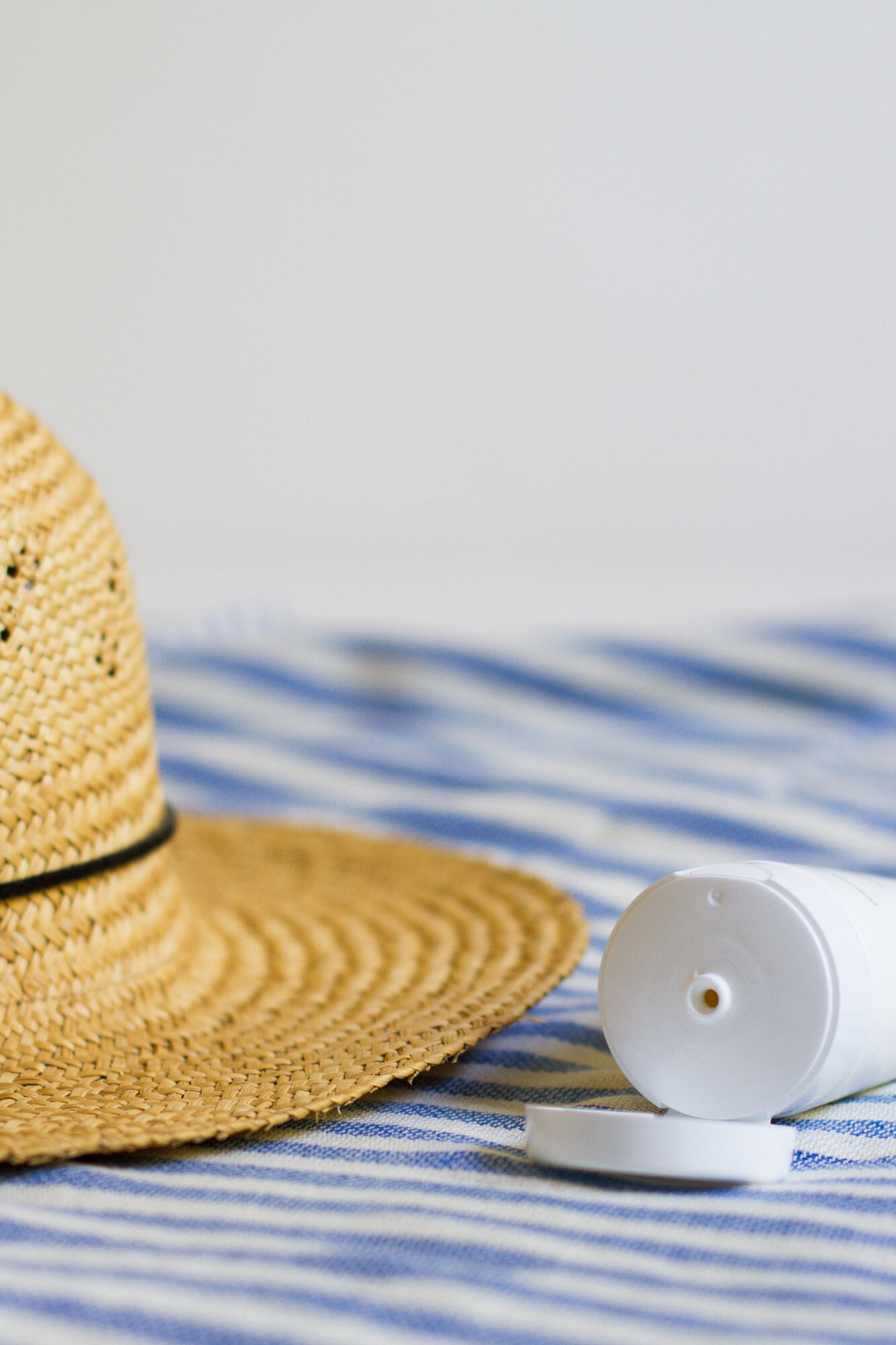 sun protection for kids that's good for people and good for the planet | reading my tea leaves