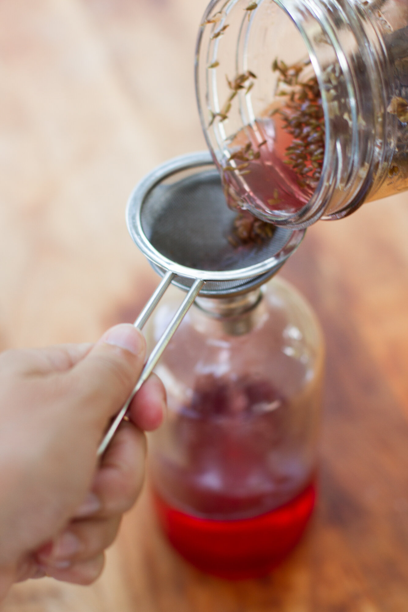 lavender vinegar cleaning spray | reading my tea leaves