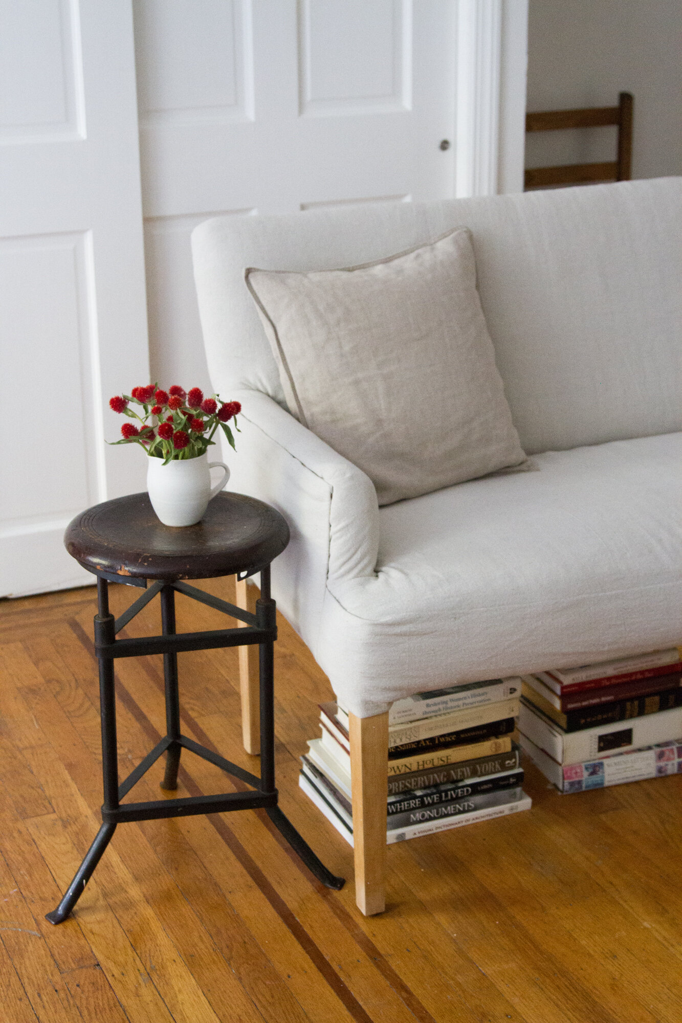 reupholstery project | reading my tea leaves